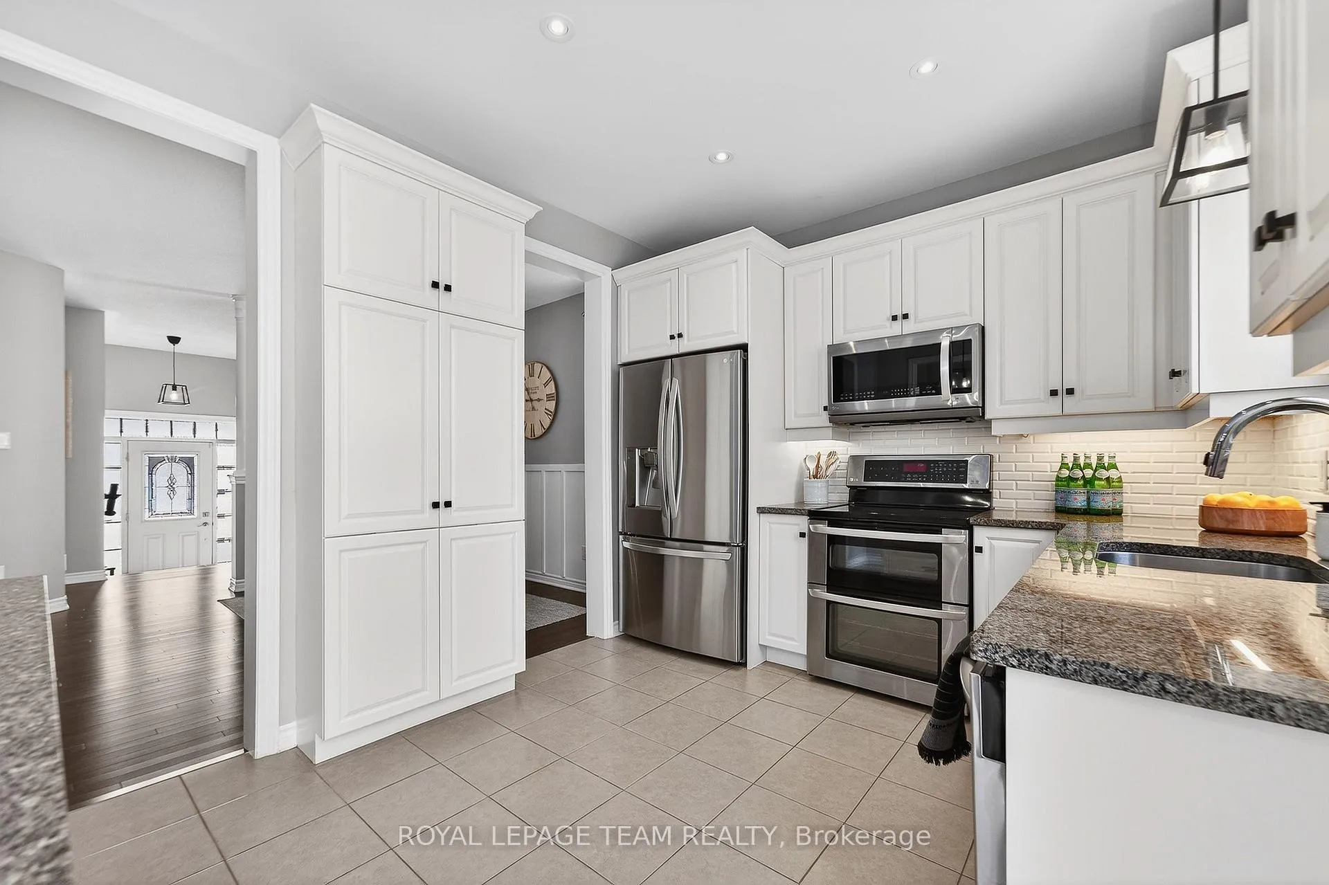 Photo 11 of 179 Asper Trail Circle, Ottawa, Kanata - Emerald Meadows/Trailwest — HOMEH