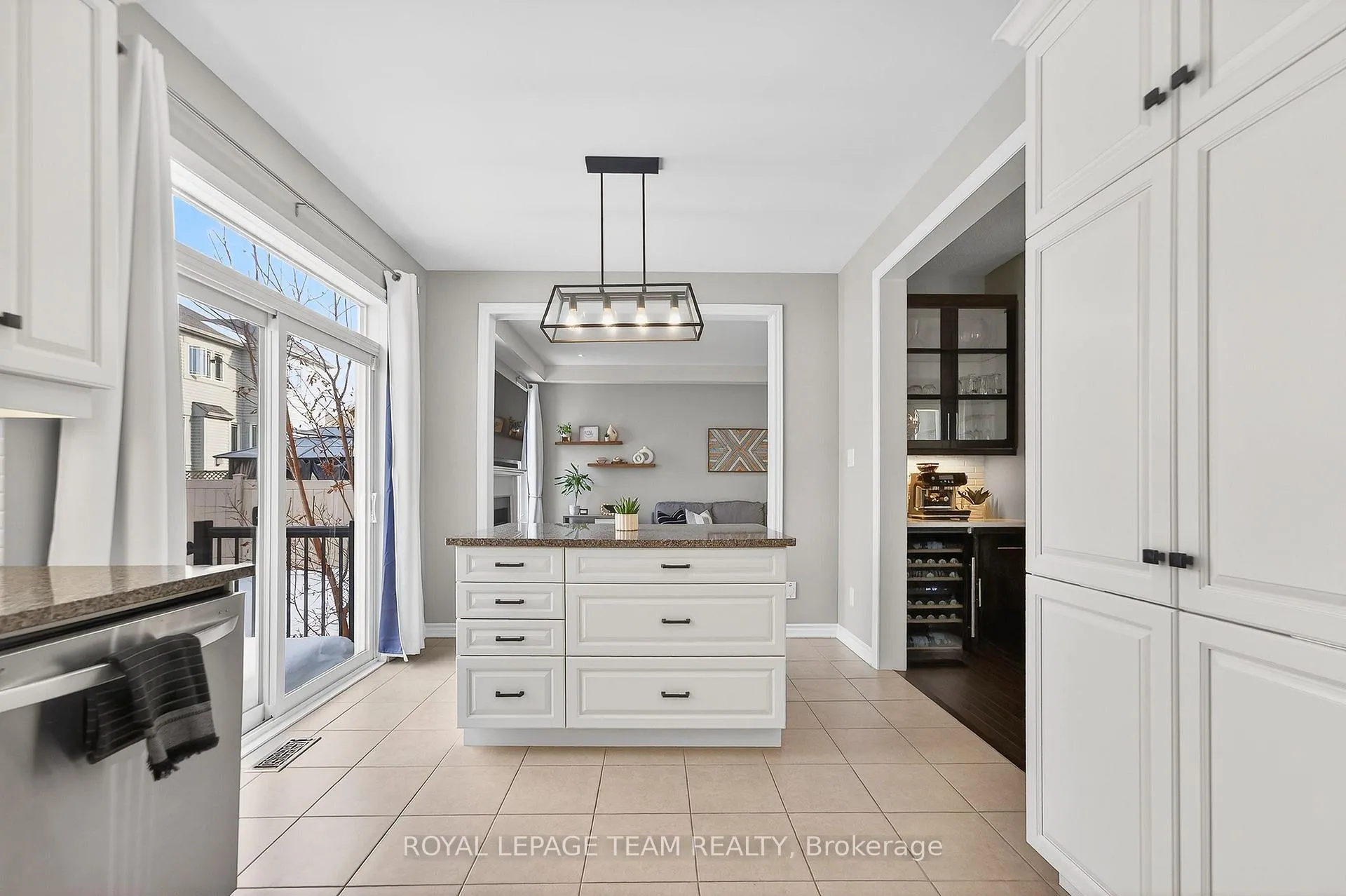 Photo 15 of 179 Asper Trail Circle, Ottawa, Kanata - Emerald Meadows/Trailwest — HOMEH