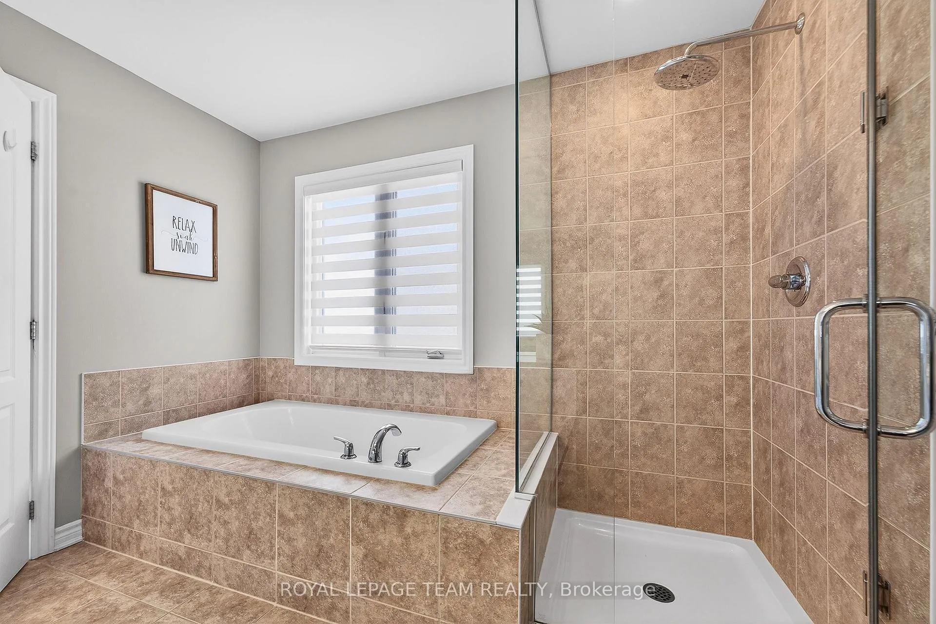 Photo 24 of 179 Asper Trail Circle, Ottawa, Kanata - Emerald Meadows/Trailwest — HOMEH