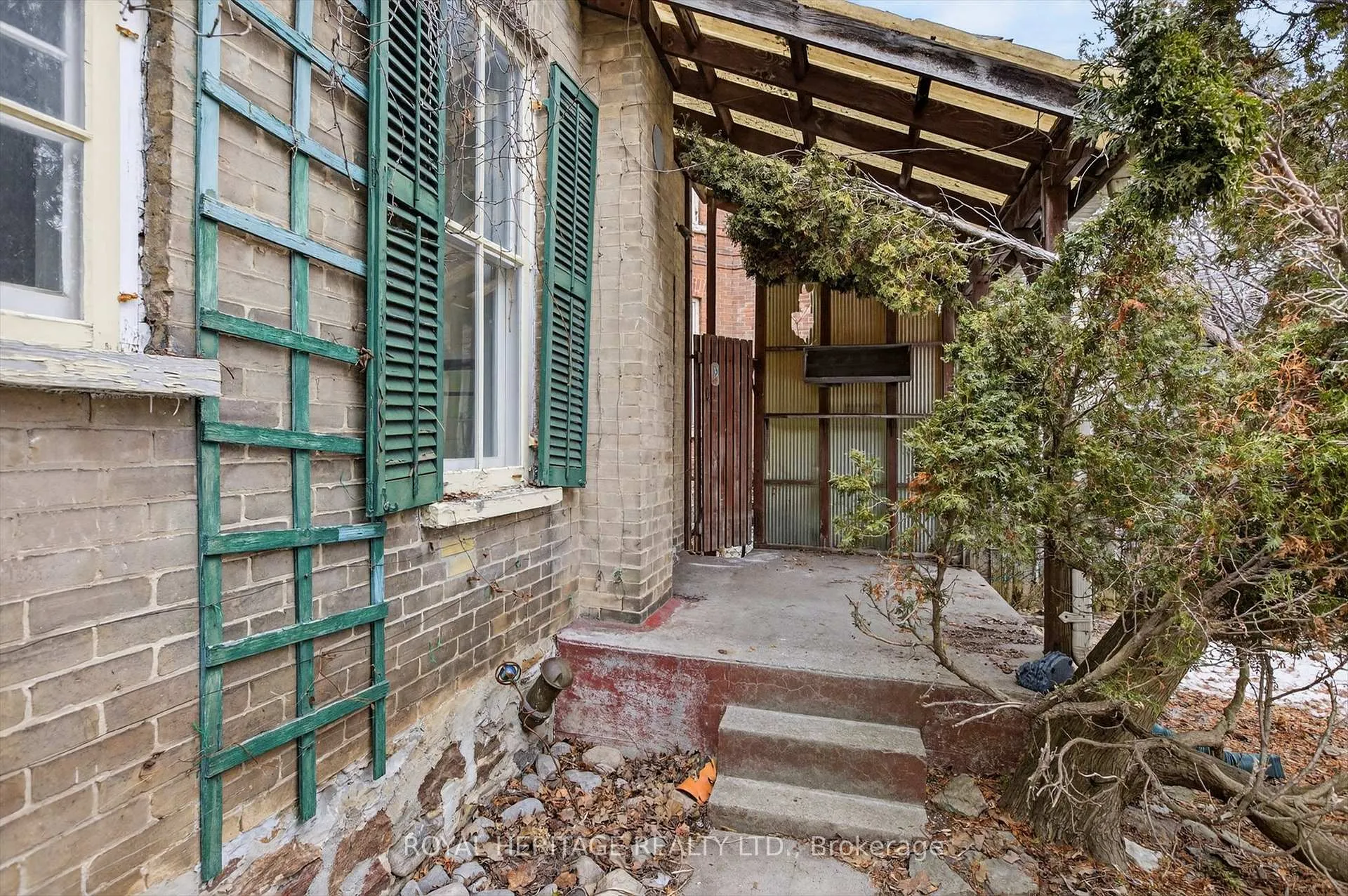 Photo 41 of 780 Water Street, Peterborough, Northcrest Ward 5 — HOMEH