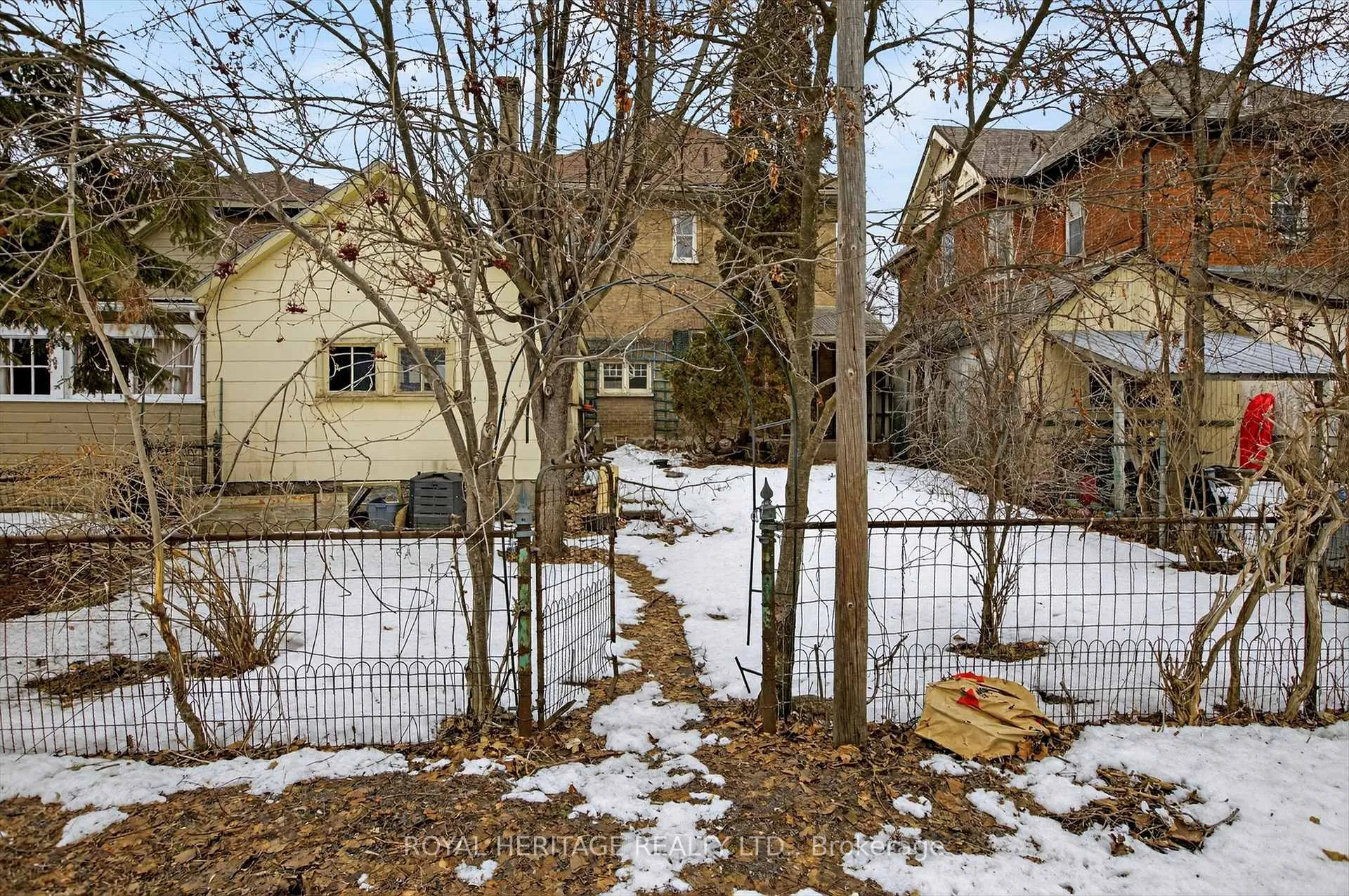 Photo 43 of 780 Water Street, Peterborough, Northcrest Ward 5 — HOMEH