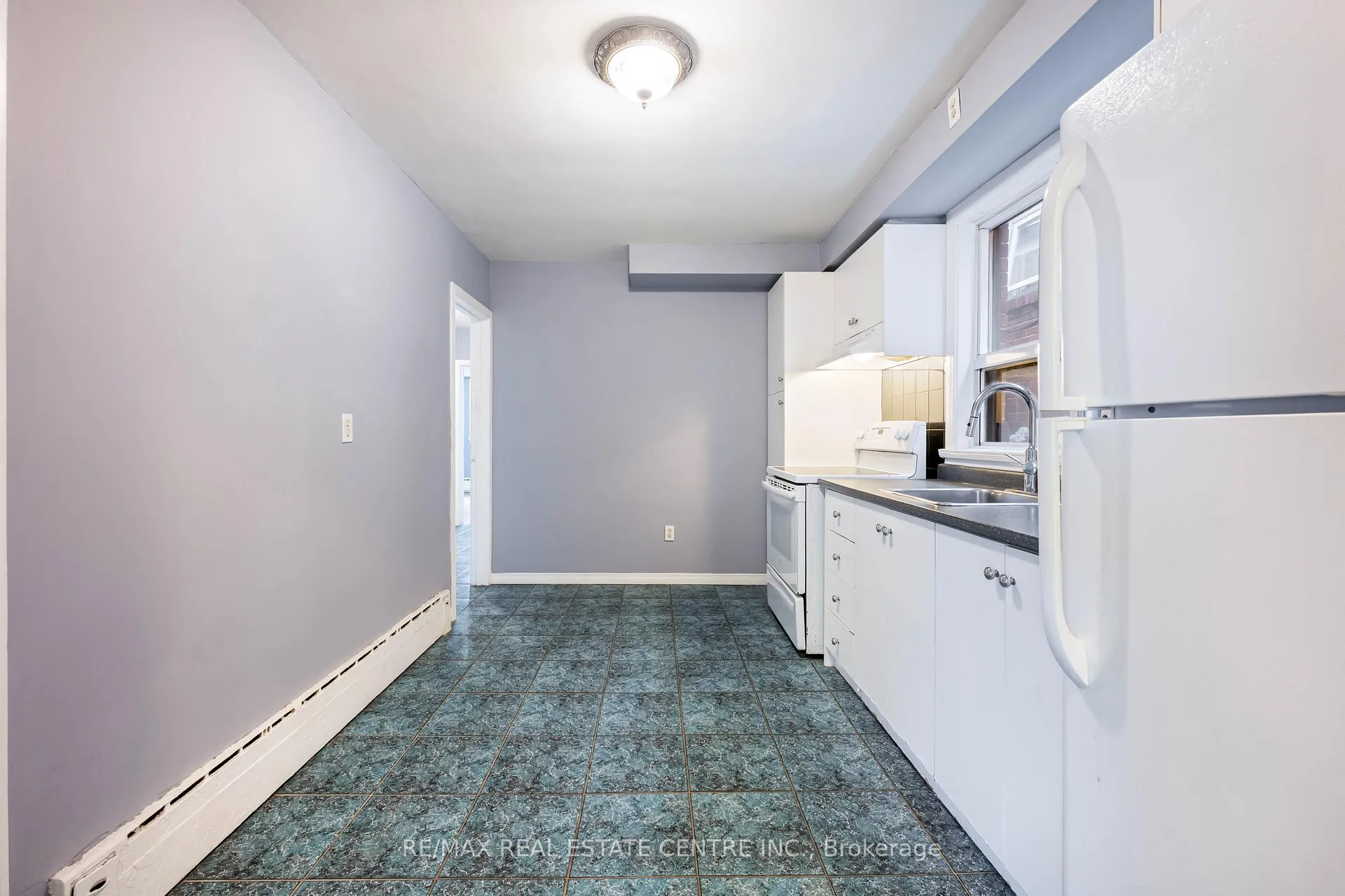 Photo 10 of 10 Lapp Street, Toronto, Rockcliffe-Smythe — HOMEH
