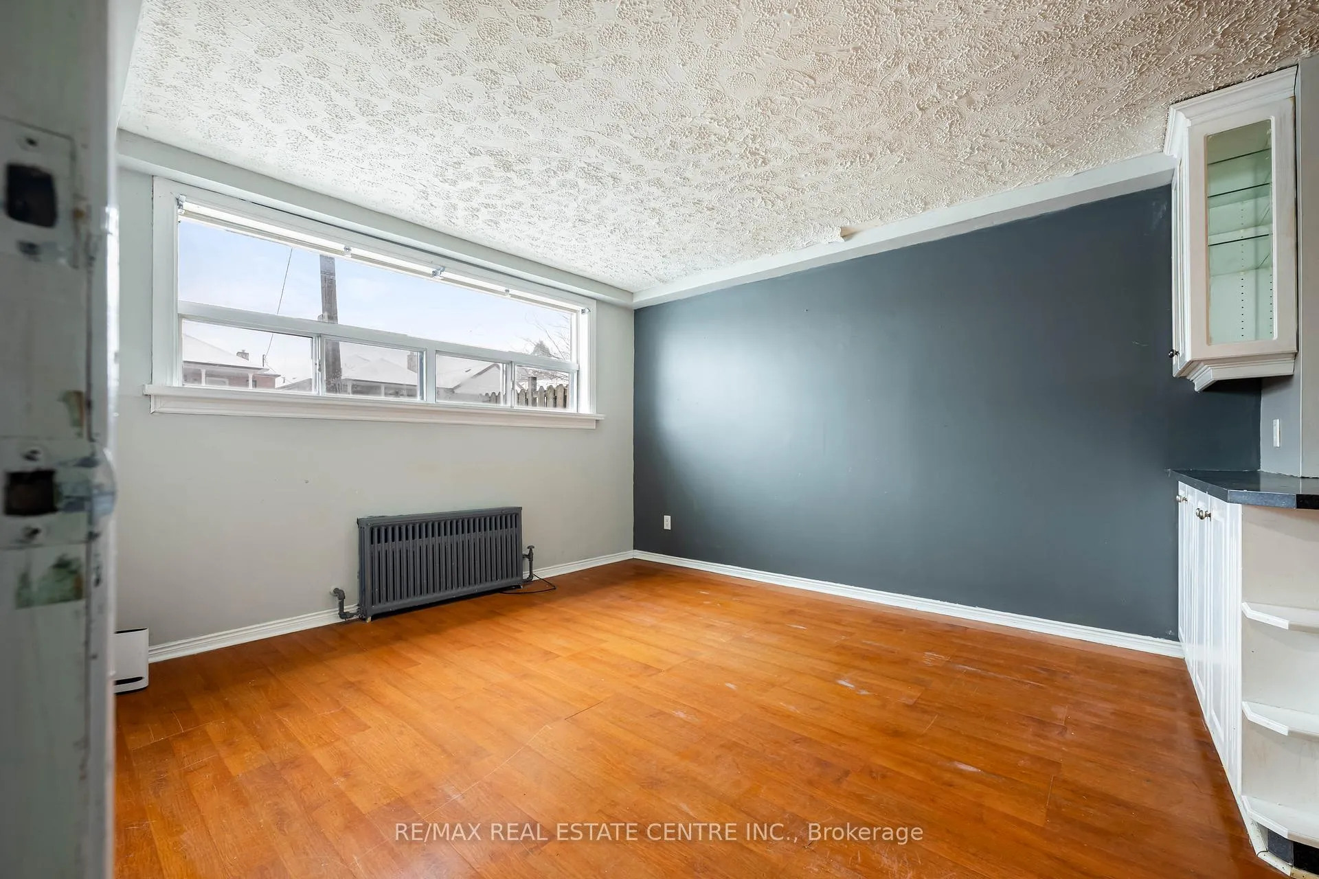 Photo 18 of 10 Lapp Street, Toronto, Rockcliffe-Smythe — HOMEH