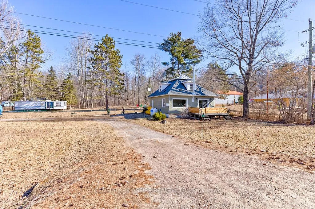 Photo 40 of 13314 60 Highway, North Algona Wilberforce, North Algona/Wilberforce Twp — HOMEH