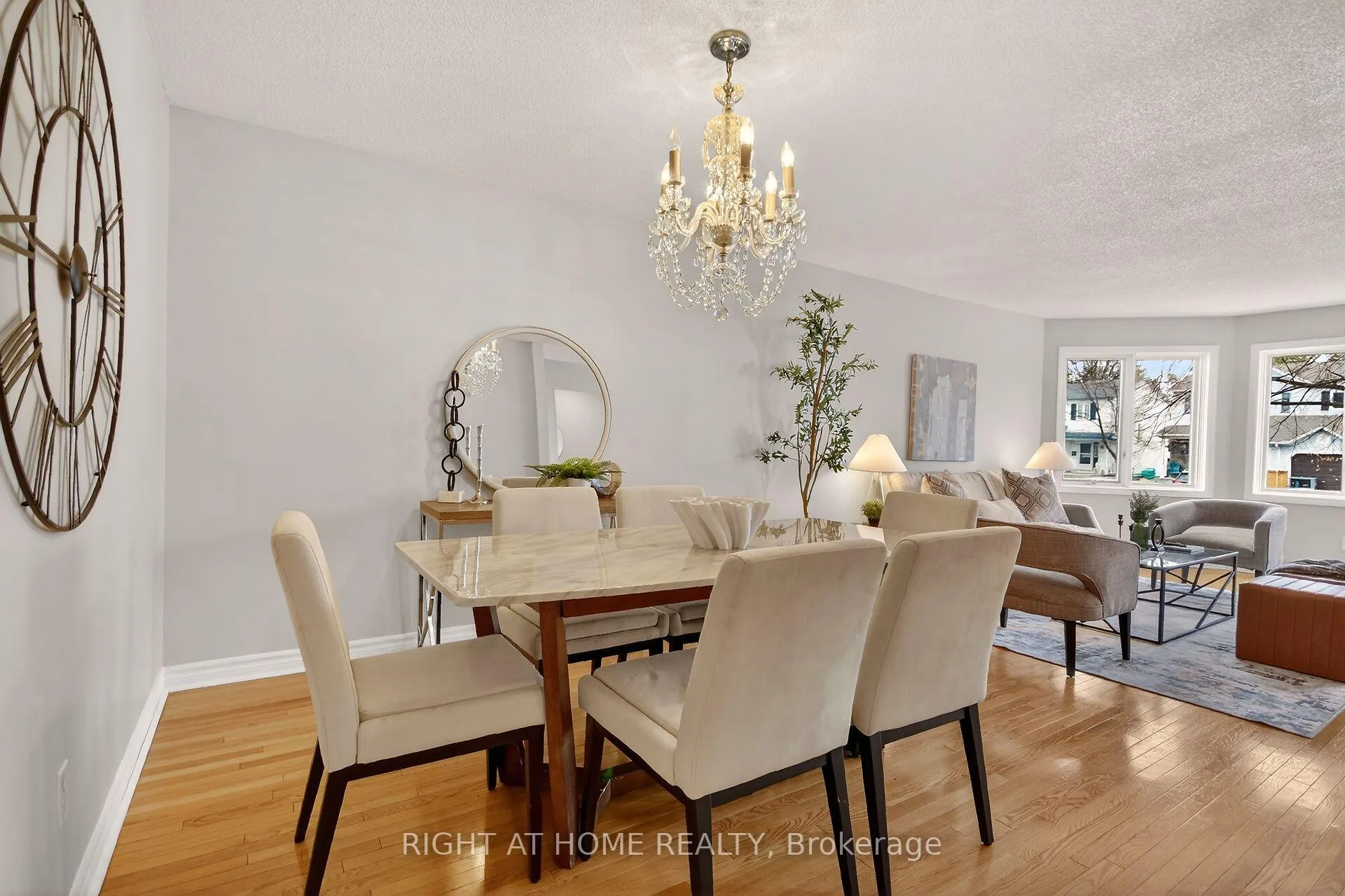 Photo 10 of 30 Randall James Drive, Ottawa, Stittsville (Central) — HOMEH
