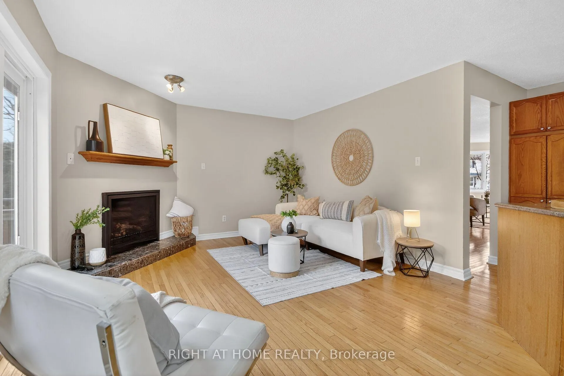 Photo 17 of 30 Randall James Drive, Ottawa, Stittsville (Central) — HOMEH