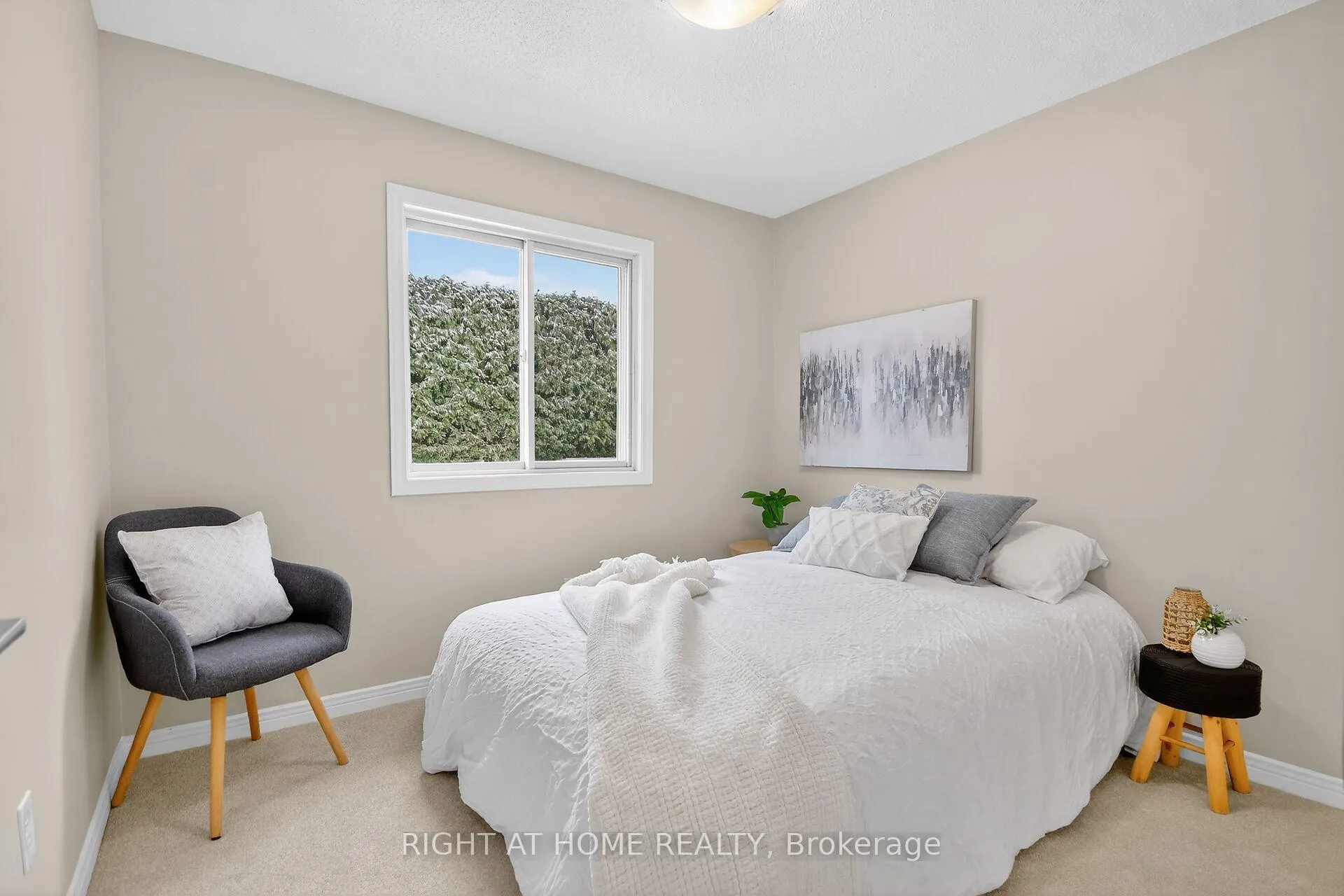 Photo 25 of 30 Randall James Drive, Ottawa, Stittsville (Central) — HOMEH
