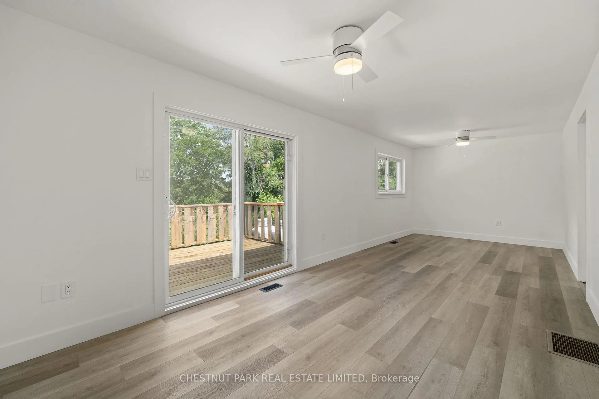 Photo 11 of 976 County Rd 13, Prince Edward County, South Marysburg Ward — HOMEH