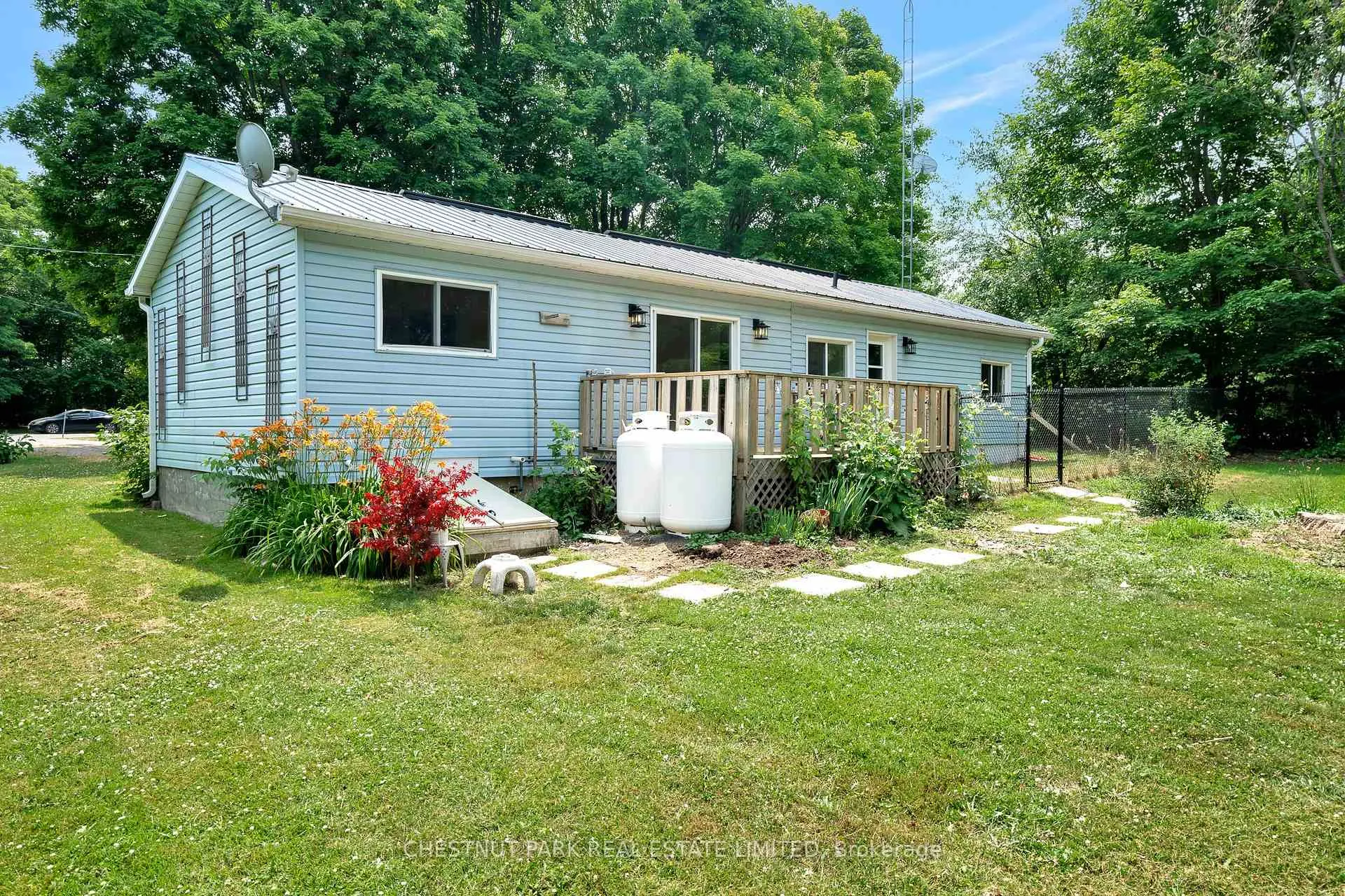 Photo 21 of 976 County Rd 13, Prince Edward County, South Marysburg Ward — HOMEH