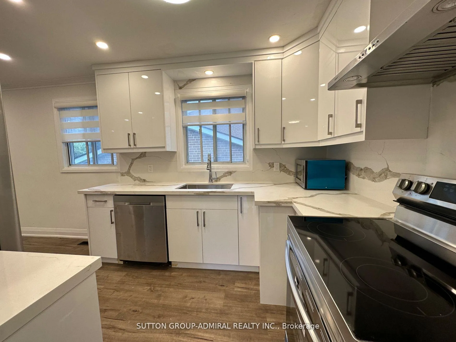 Photo 15 of Unit Main Floor, 7 Resolution Crescent, North York, Hillcrest Village — HOMEH
