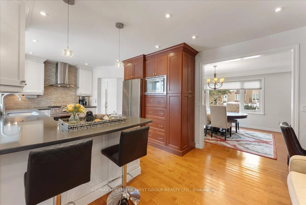 Photo 10 of 820 Sanok Drive, Pickering, West Shore — HOMEH