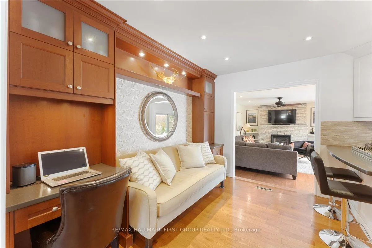 Photo 14 of 820 Sanok Drive, Pickering, West Shore — HOMEH