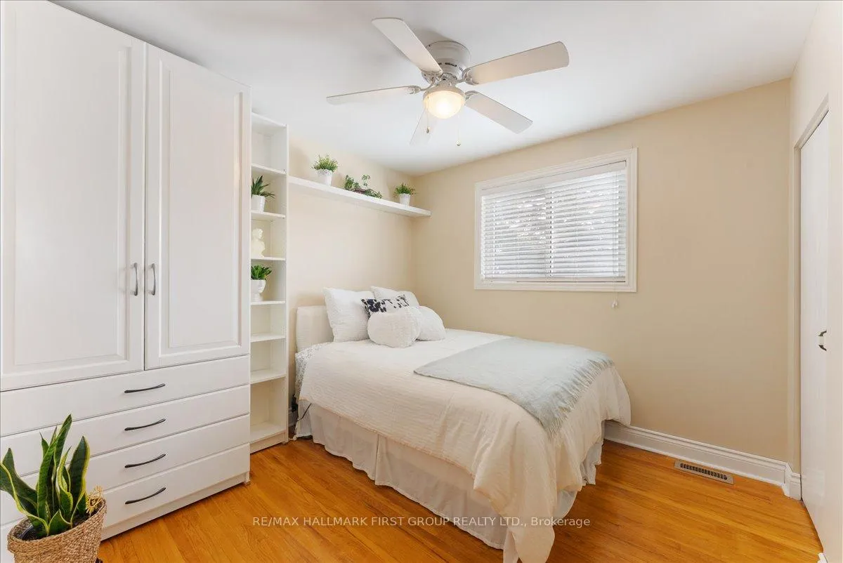 Photo 24 of 820 Sanok Drive, Pickering, West Shore — HOMEH