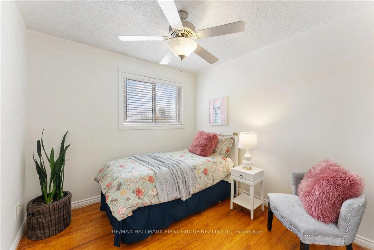 Photo 25 of 820 Sanok Drive, Pickering, West Shore — HOMEH