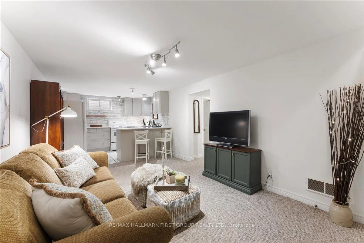 Photo 27 of 820 Sanok Drive, Pickering, West Shore — HOMEH