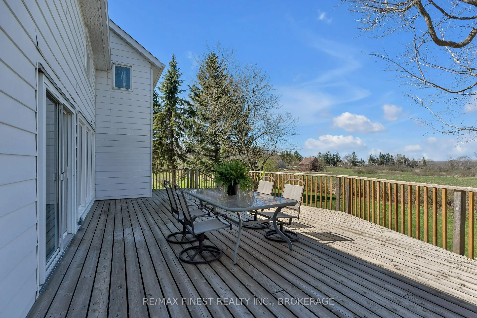 Photo 36 of 5002 Highway 2, Gananoque — HOMEH