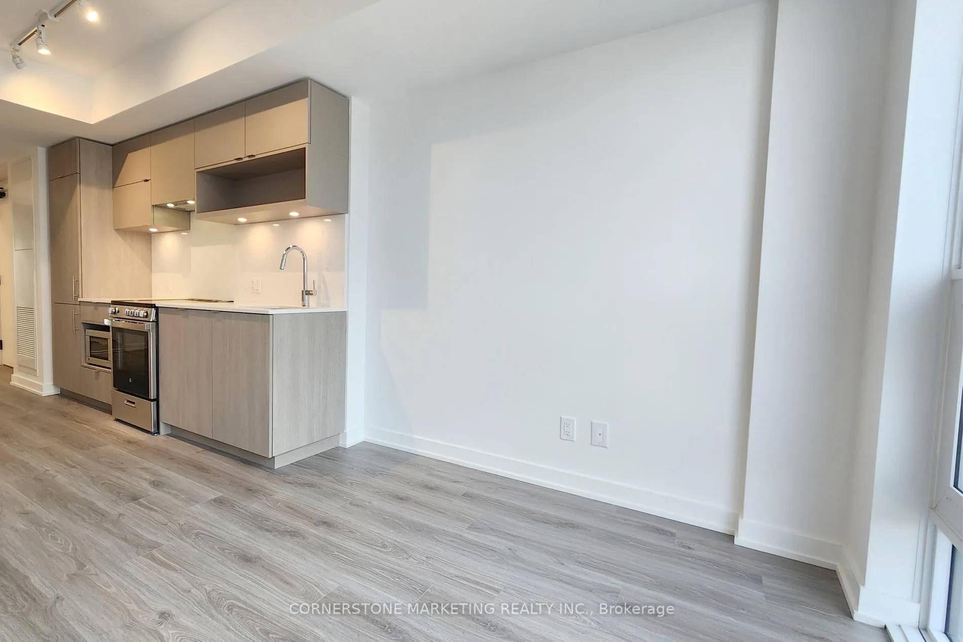 Photo 3 of Unit 815, 100 Queen Street E, Toronto, Church-Yonge Corridor — HOMEH