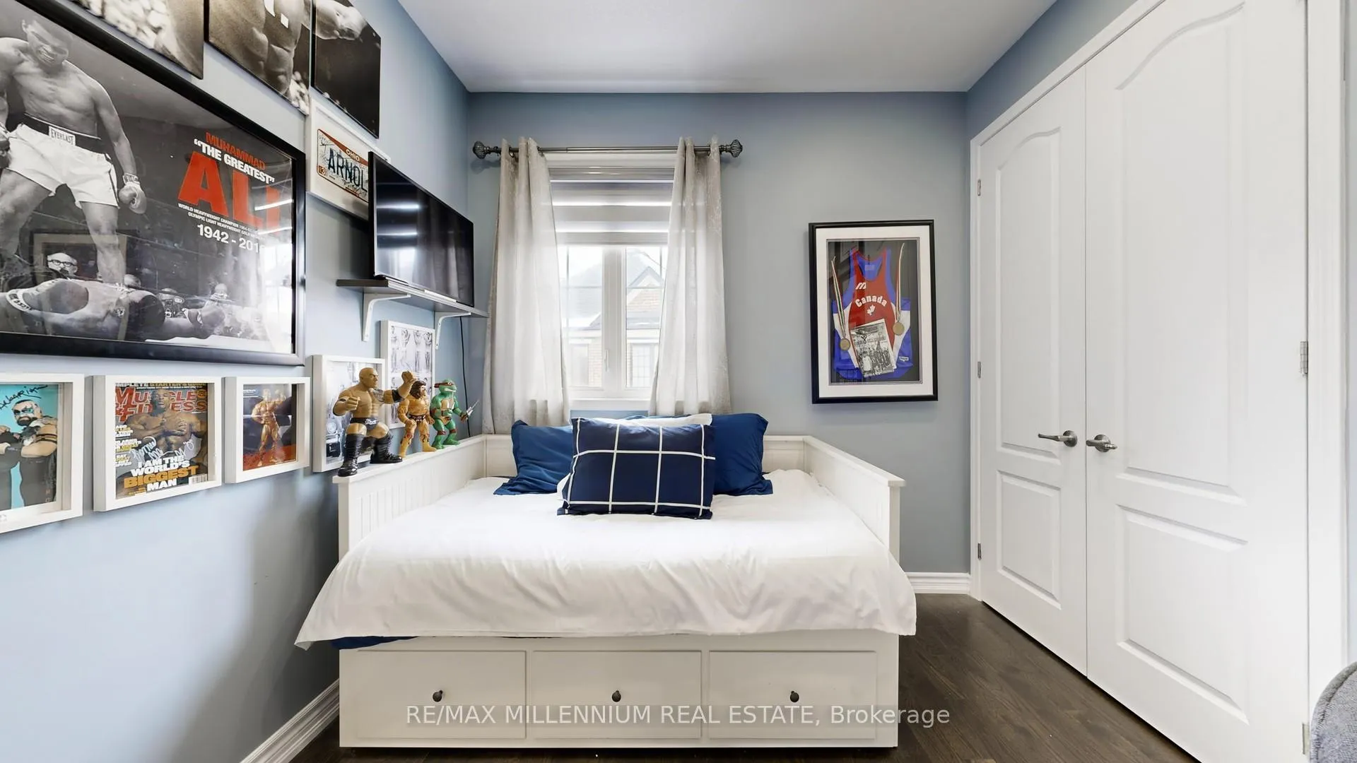 Photo 25 of 35 Barn Owl Way, Vaughan, Kleinburg — HOMEH