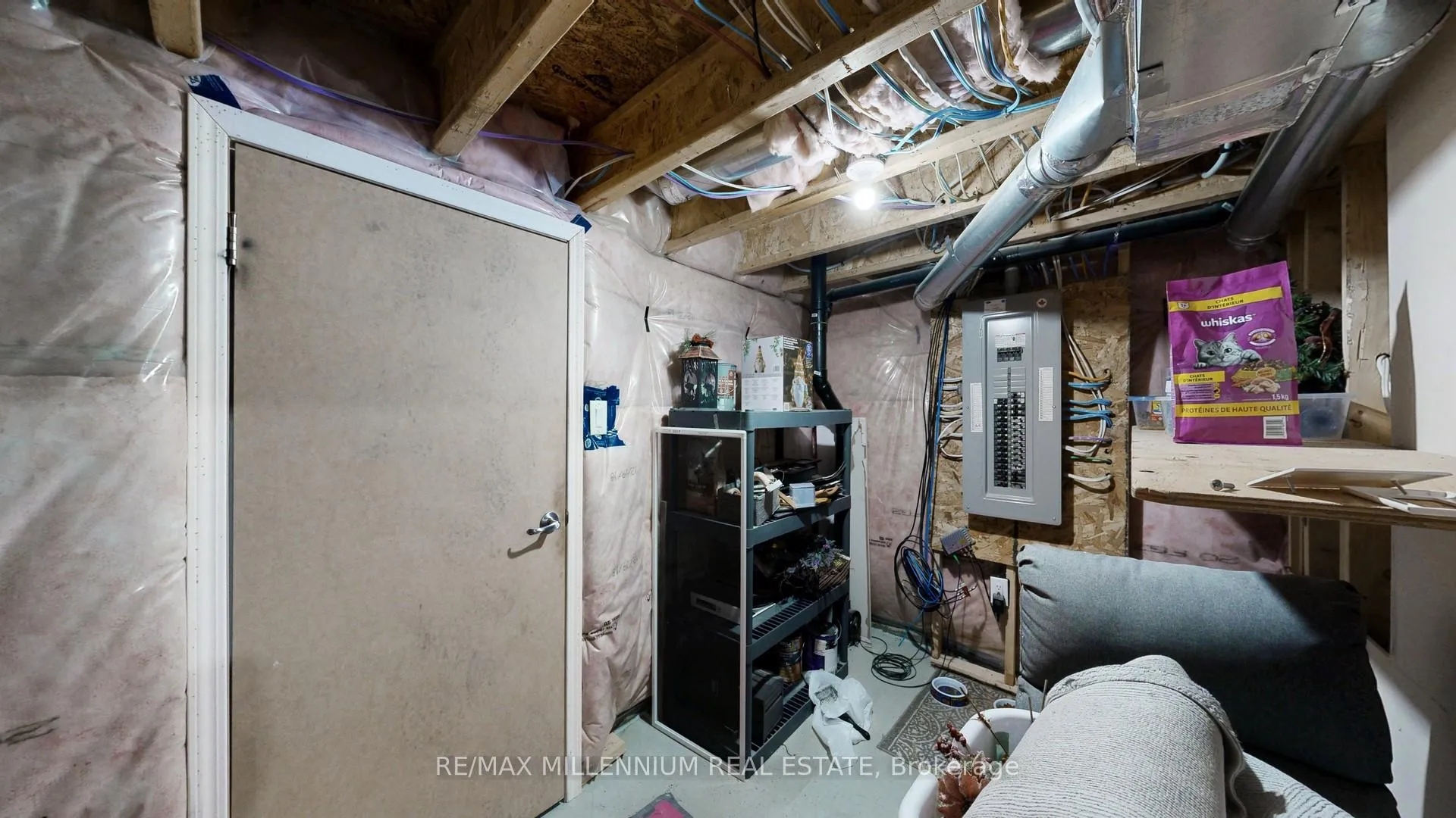 Photo 38 of 35 Barn Owl Way, Vaughan, Kleinburg — HOMEH