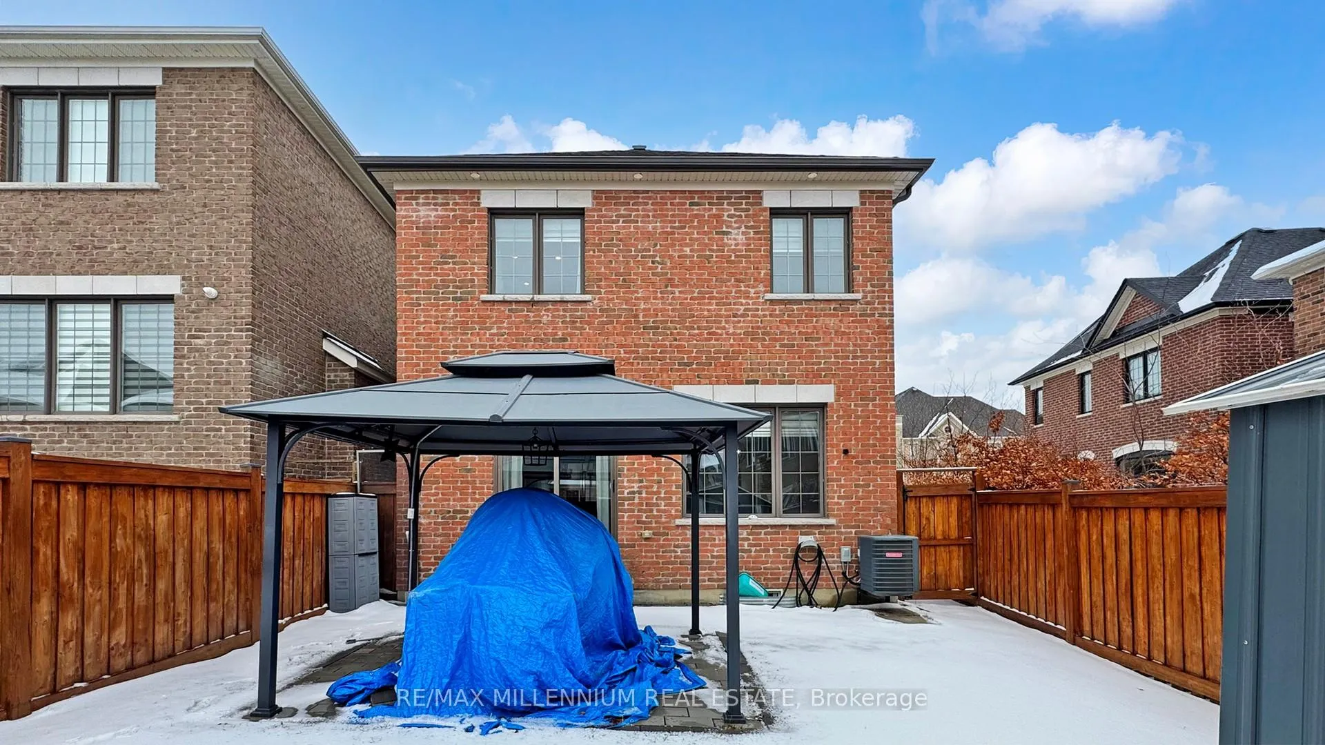 Photo 41 of 35 Barn Owl Way, Vaughan, Kleinburg — HOMEH