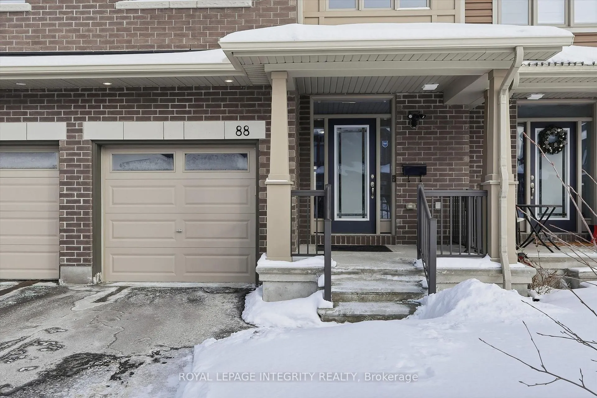 Photo 2 of 88 Chevron Place, Ottawa, Mer Bleue/Bradley Estates/Anderson Park — HOMEH