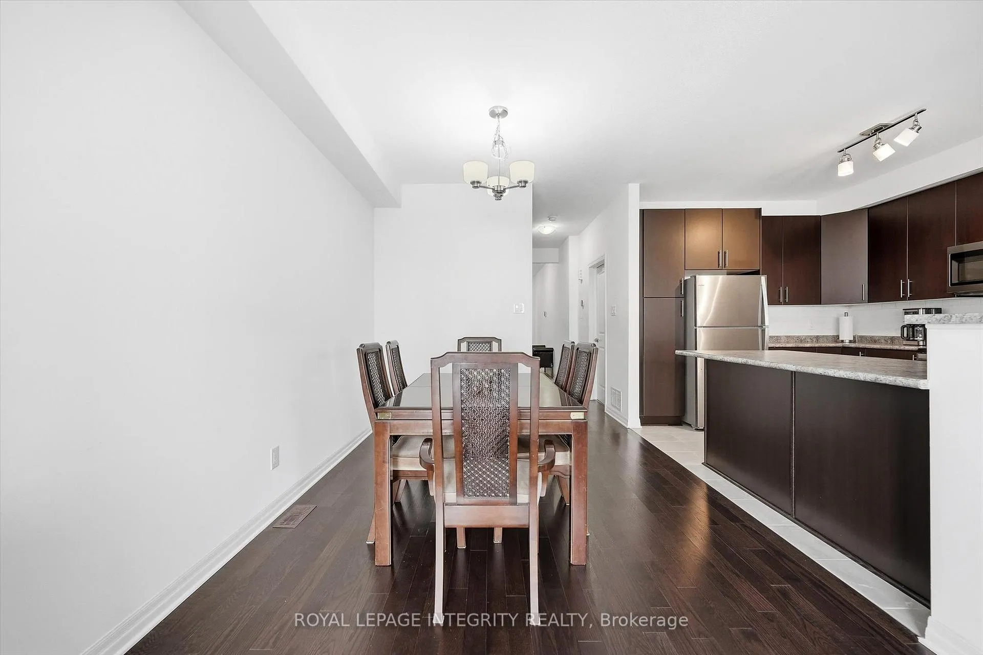 Photo 5 of 88 Chevron Place, Ottawa, Mer Bleue/Bradley Estates/Anderson Park — HOMEH