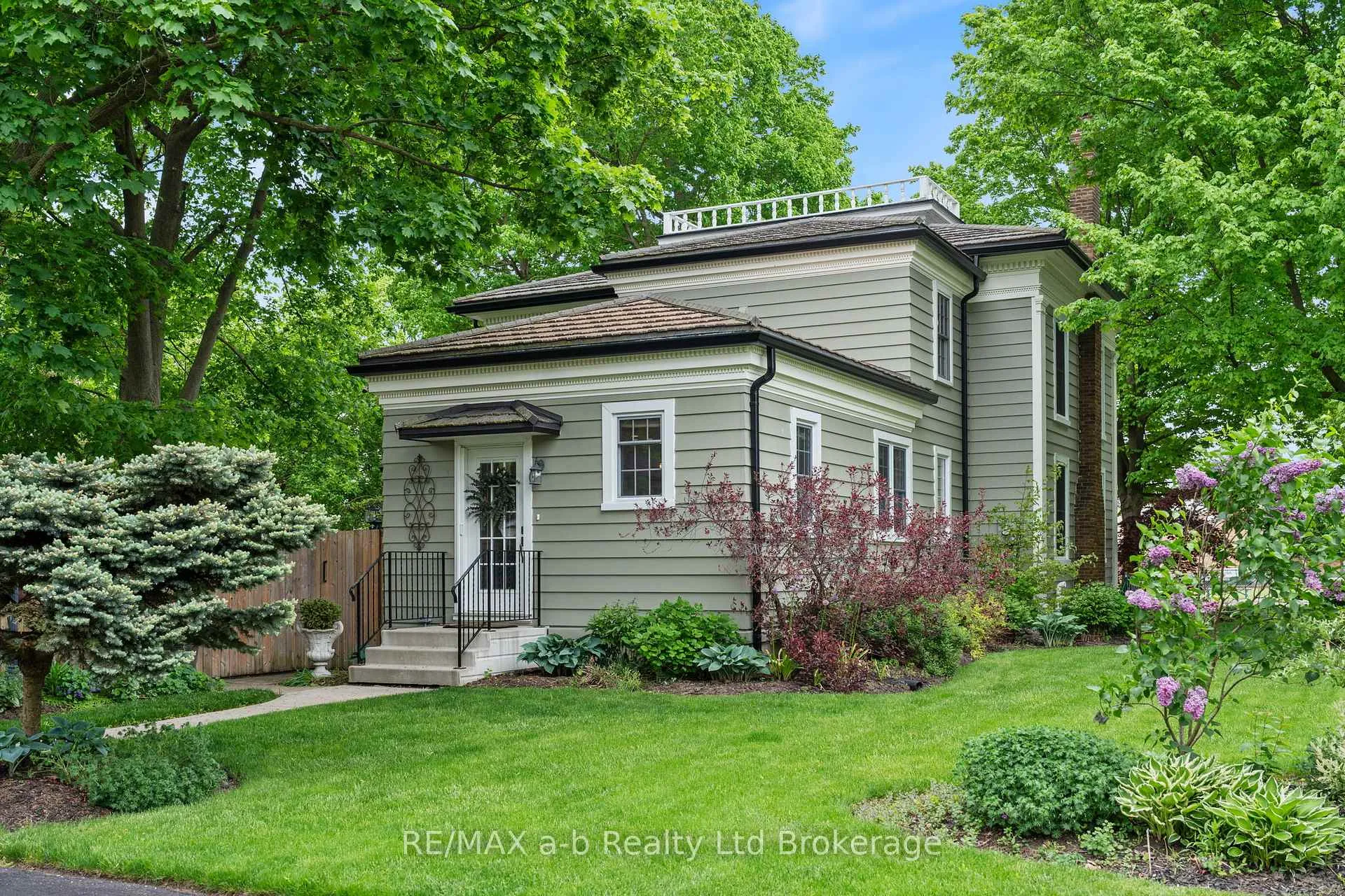 Photo 3 of 74 Centre Street, Aylmer — HOMEH