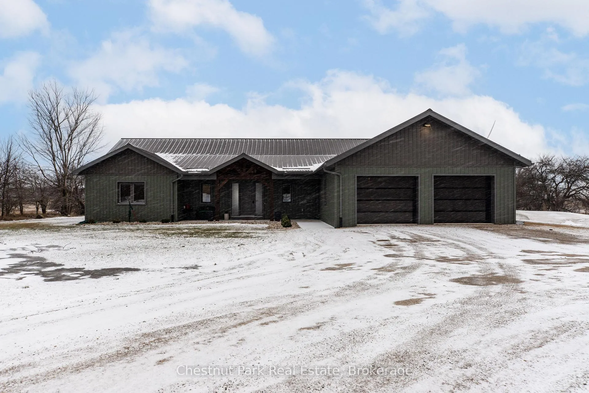 Front of 1415 6 Concession