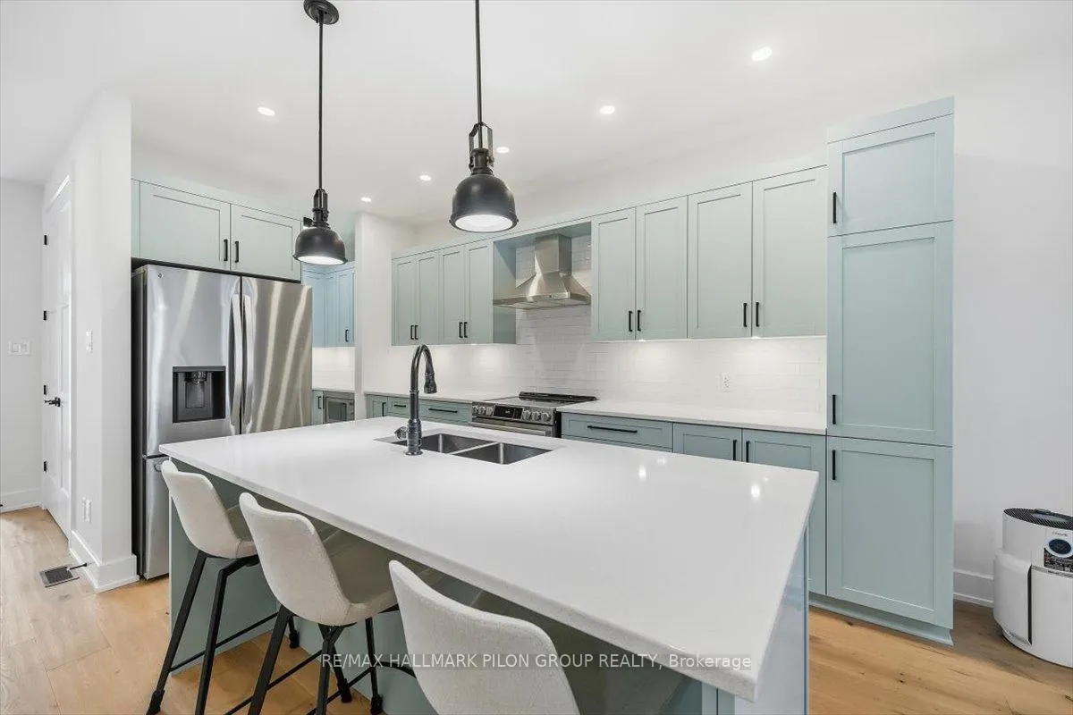 Photo 4 of 296 Cornice Street, Ottawa, Mer Bleue/Bradley Estates/Anderson Park — HOMEH