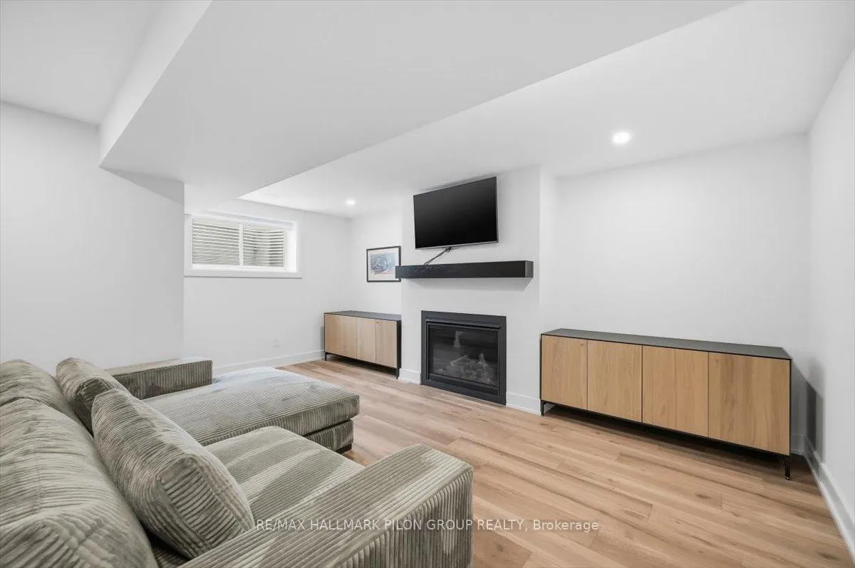 Photo 18 of 296 Cornice Street, Ottawa, Mer Bleue/Bradley Estates/Anderson Park — HOMEH