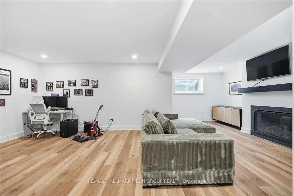 Photo 19 of 296 Cornice Street, Ottawa, Mer Bleue/Bradley Estates/Anderson Park — HOMEH