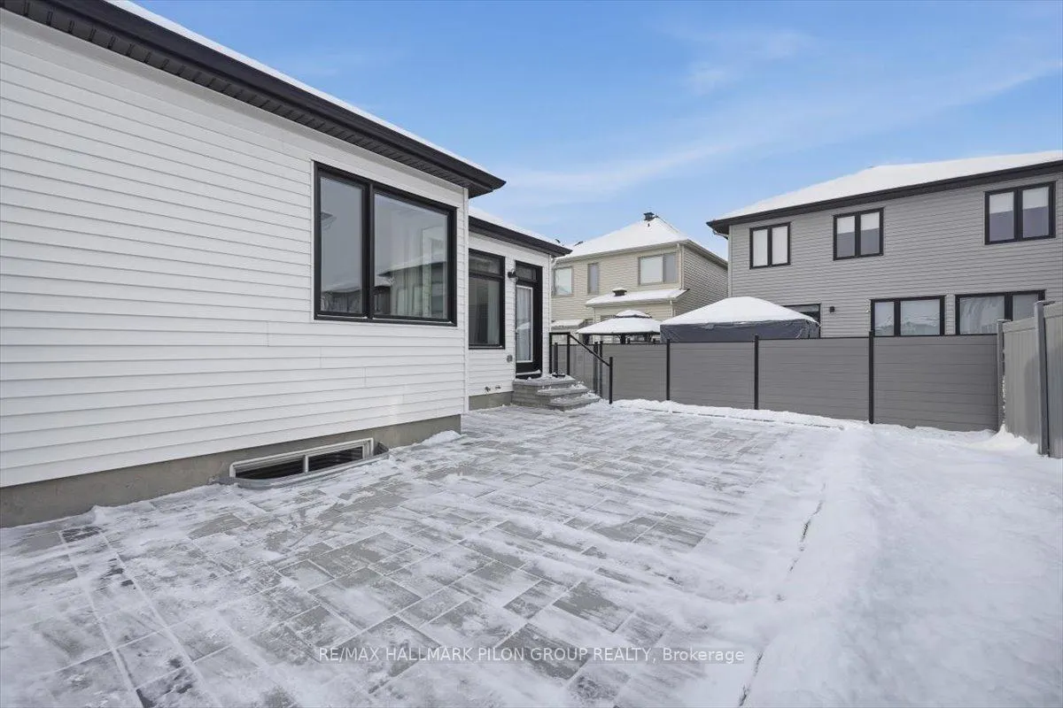 Photo 24 of 296 Cornice Street, Ottawa, Mer Bleue/Bradley Estates/Anderson Park — HOMEH