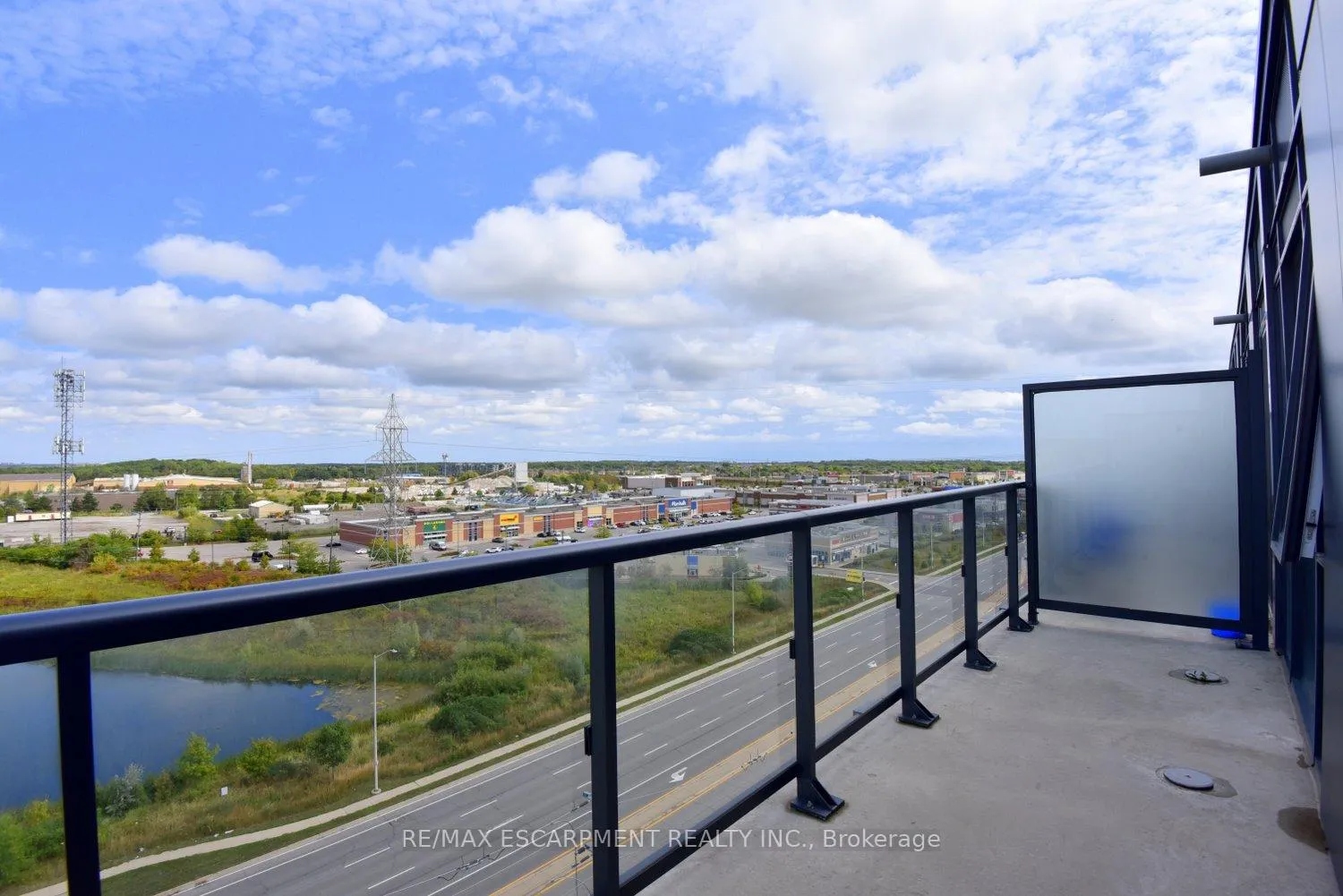 Photo 28 of Unit B1006, 3200 Dakota Common, Burlington, Alton — HOMEH
