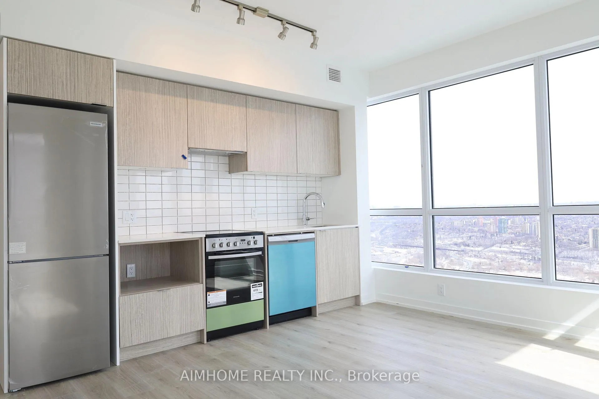 Photo 2 of Unit 5010, 395 Bloor Street E, Toronto, North St. James Town — HOMEH