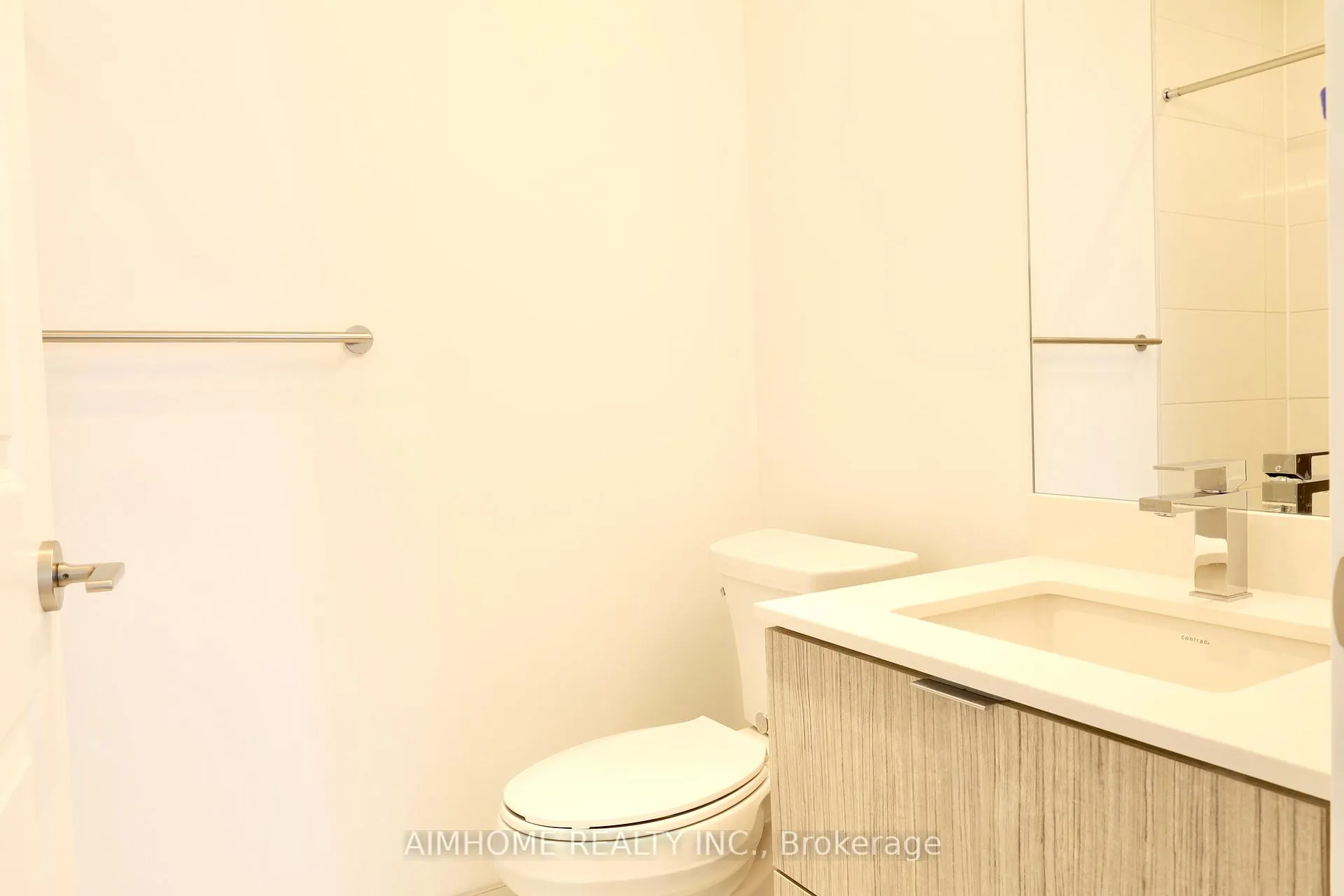 Photo 7 of Unit 5010, 395 Bloor Street E, Toronto, North St. James Town — HOMEH