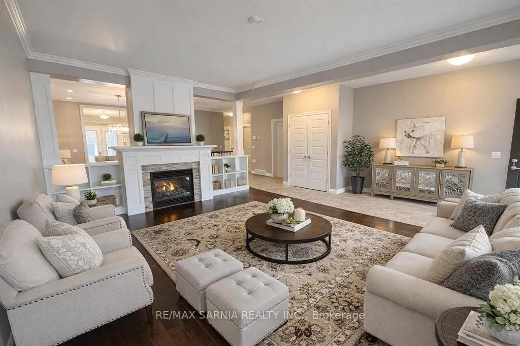 Photo 2 of 41 Veranda Court, Chatham-Kent, Chatham — HOMEH