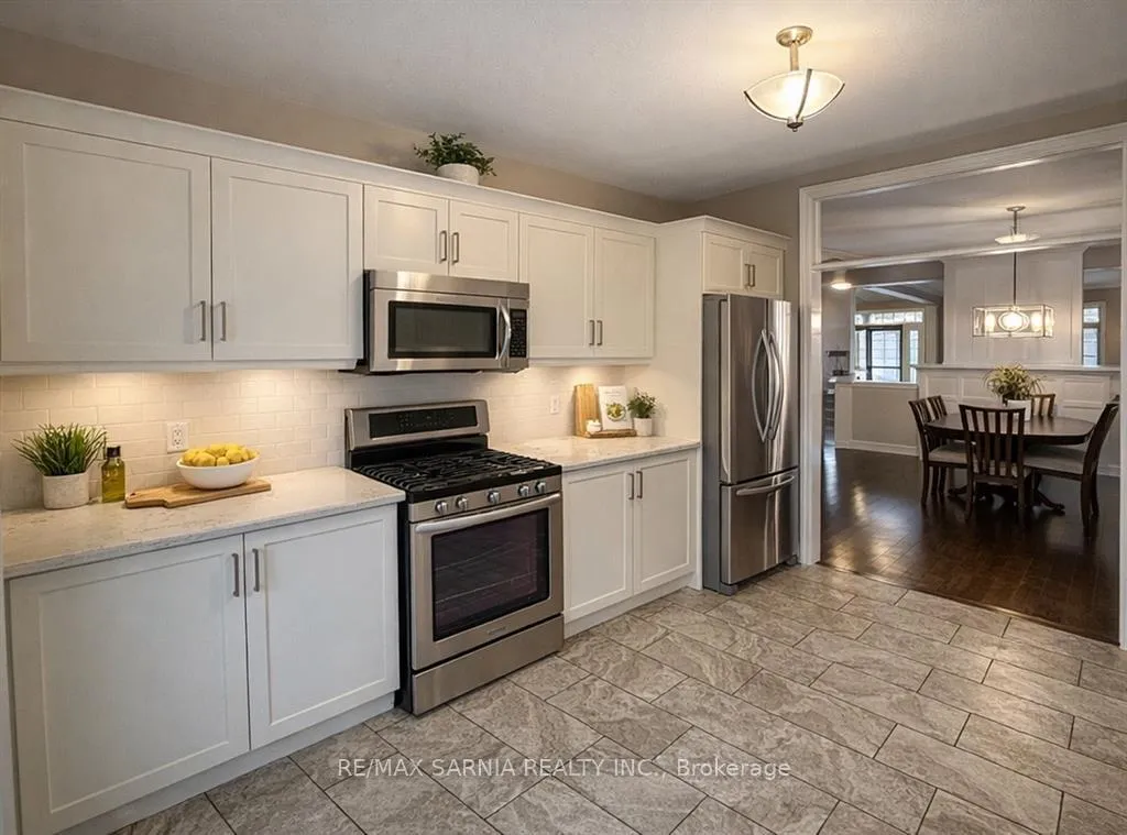 Photo 6 of 41 Veranda Court, Chatham-Kent, Chatham — HOMEH