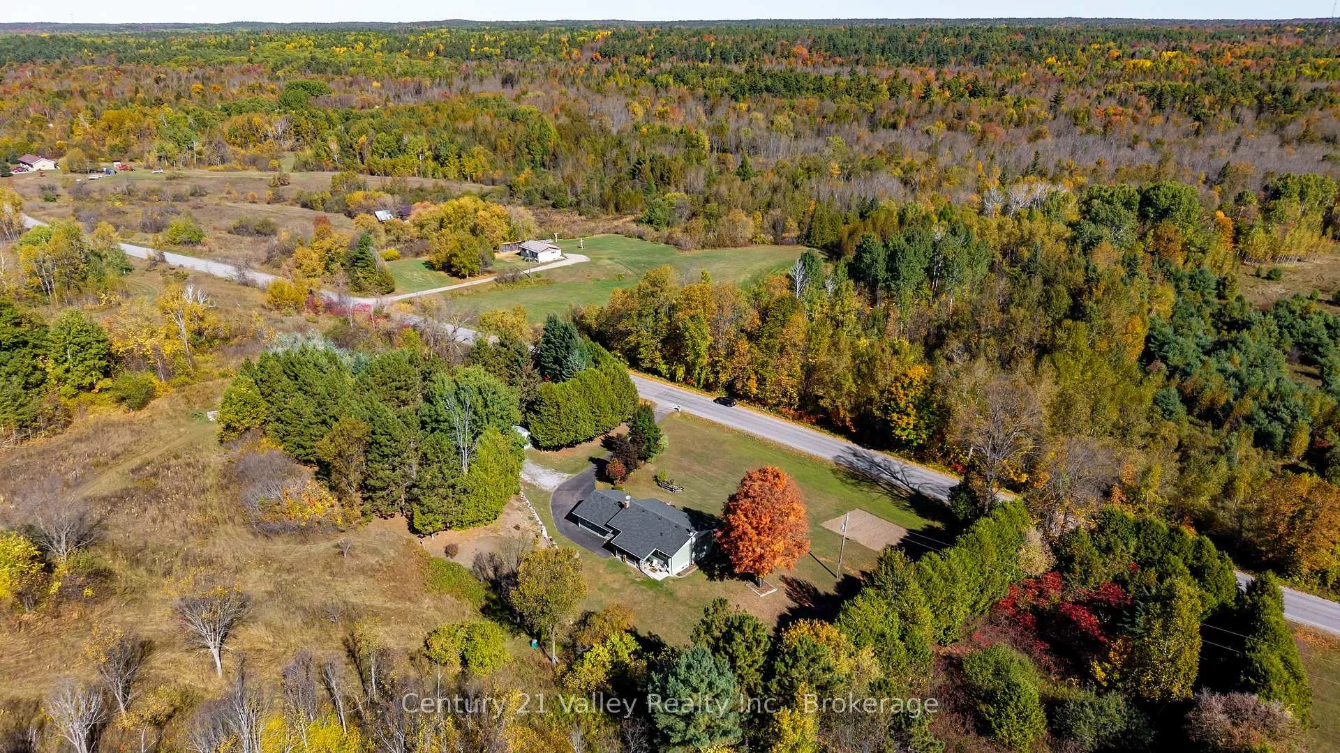 Photo 3 of 255 Flat Road, Greater Madawaska — HOMEH