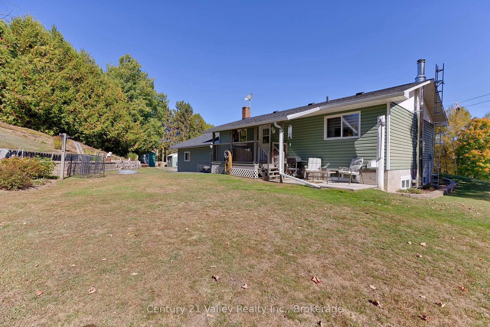 Photo 10 of 255 Flat Road, Greater Madawaska — HOMEH