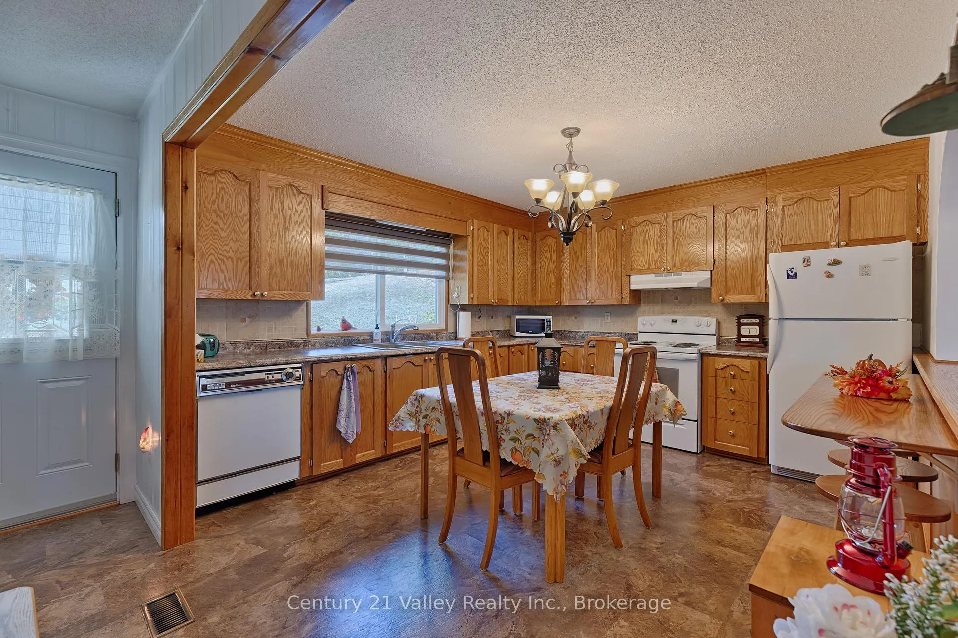 Photo 32 of 255 Flat Road, Greater Madawaska — HOMEH