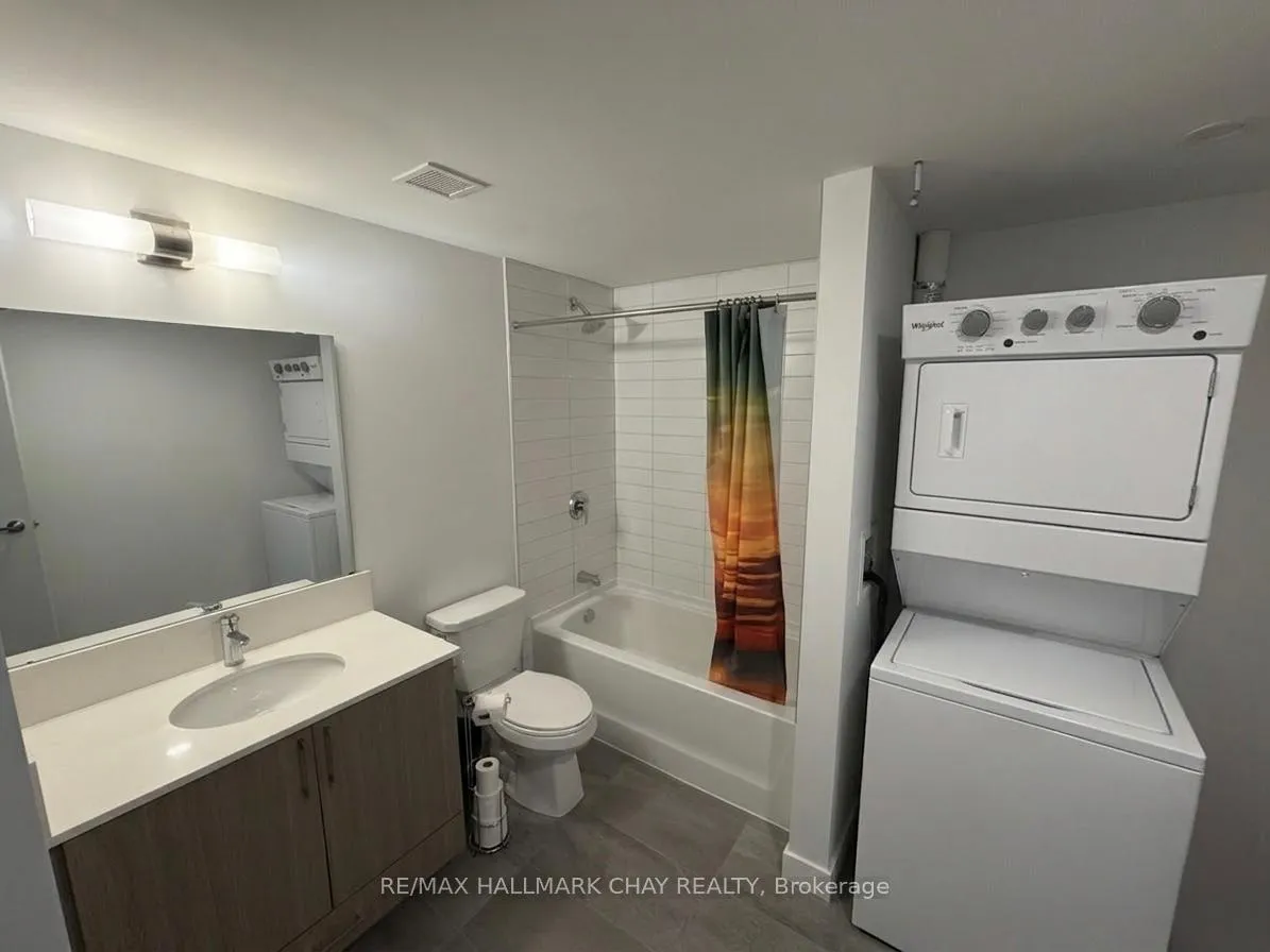 Photo 6 of Unit 710, 58 Lakeside Terrace, Barrie, Little Lake — HOMEH