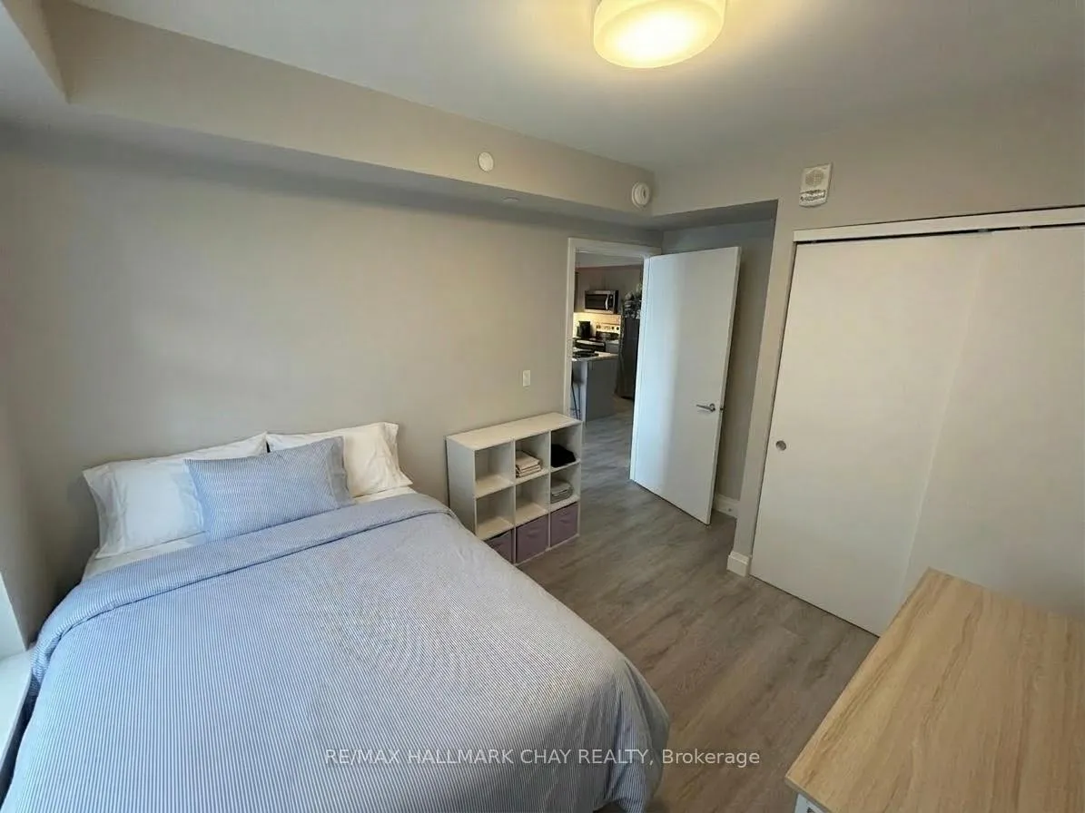 Photo 12 of Unit 710, 58 Lakeside Terrace, Barrie, Little Lake — HOMEH