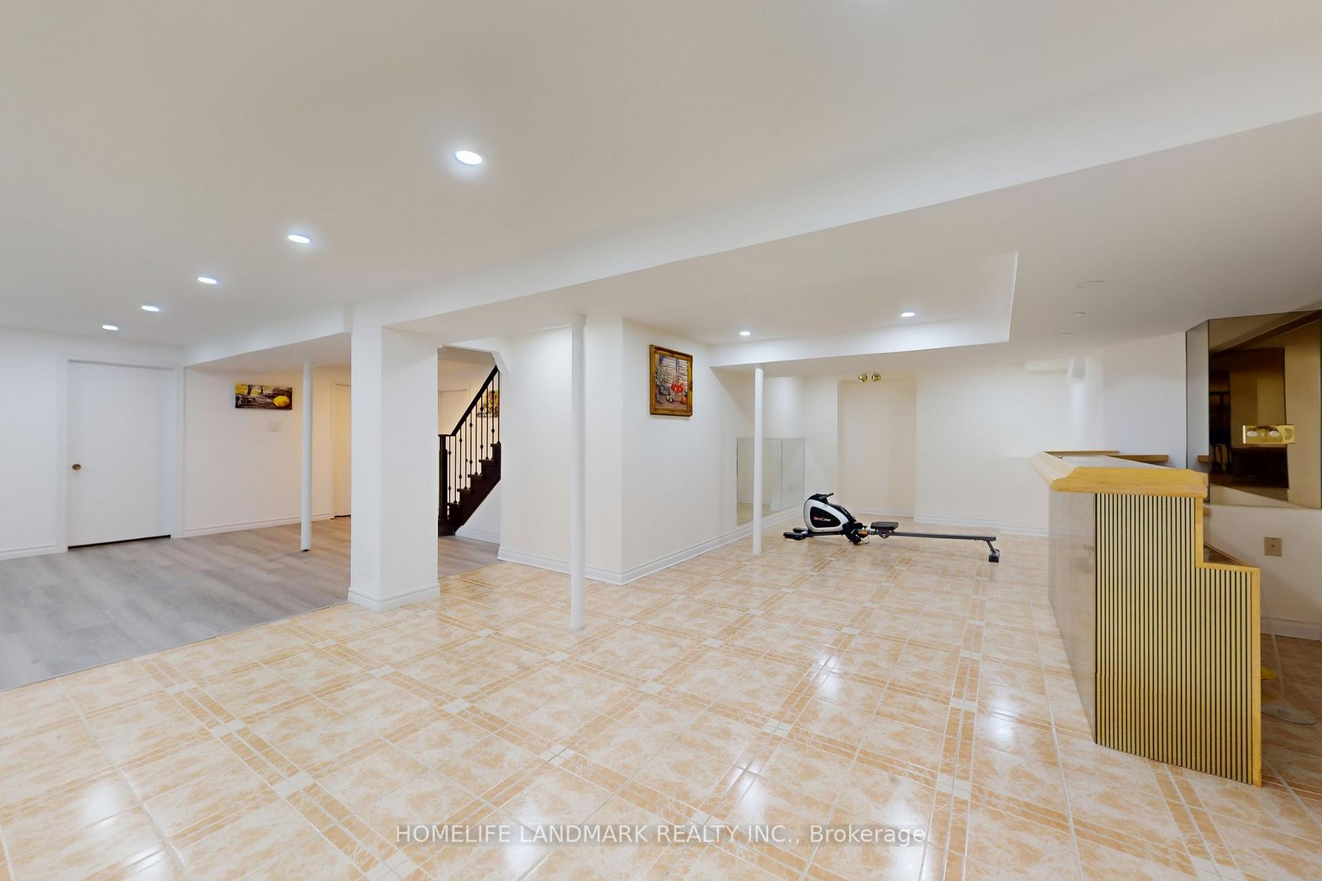Photo 38 of 65 Rosemount Avenue, Markham, Thornlea — HOMEH