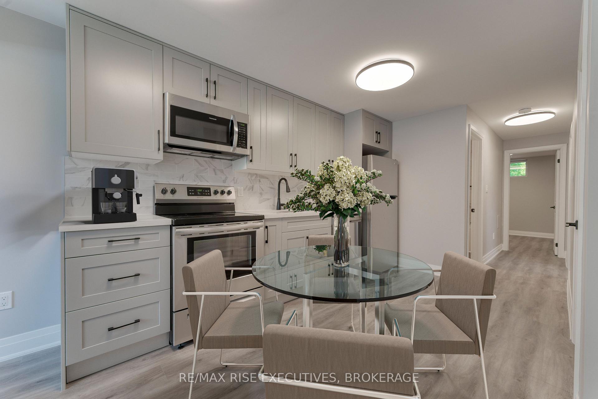 Photo 5 of Unit 2, 284 Owens Crescent, Kingston, East Gardiners Rd — HOMEH