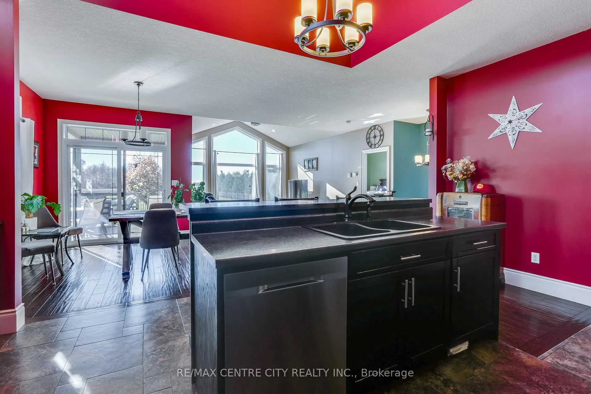 Photo 12 of 51155 Clinton Street, Malahide, Springfield — HOMEH