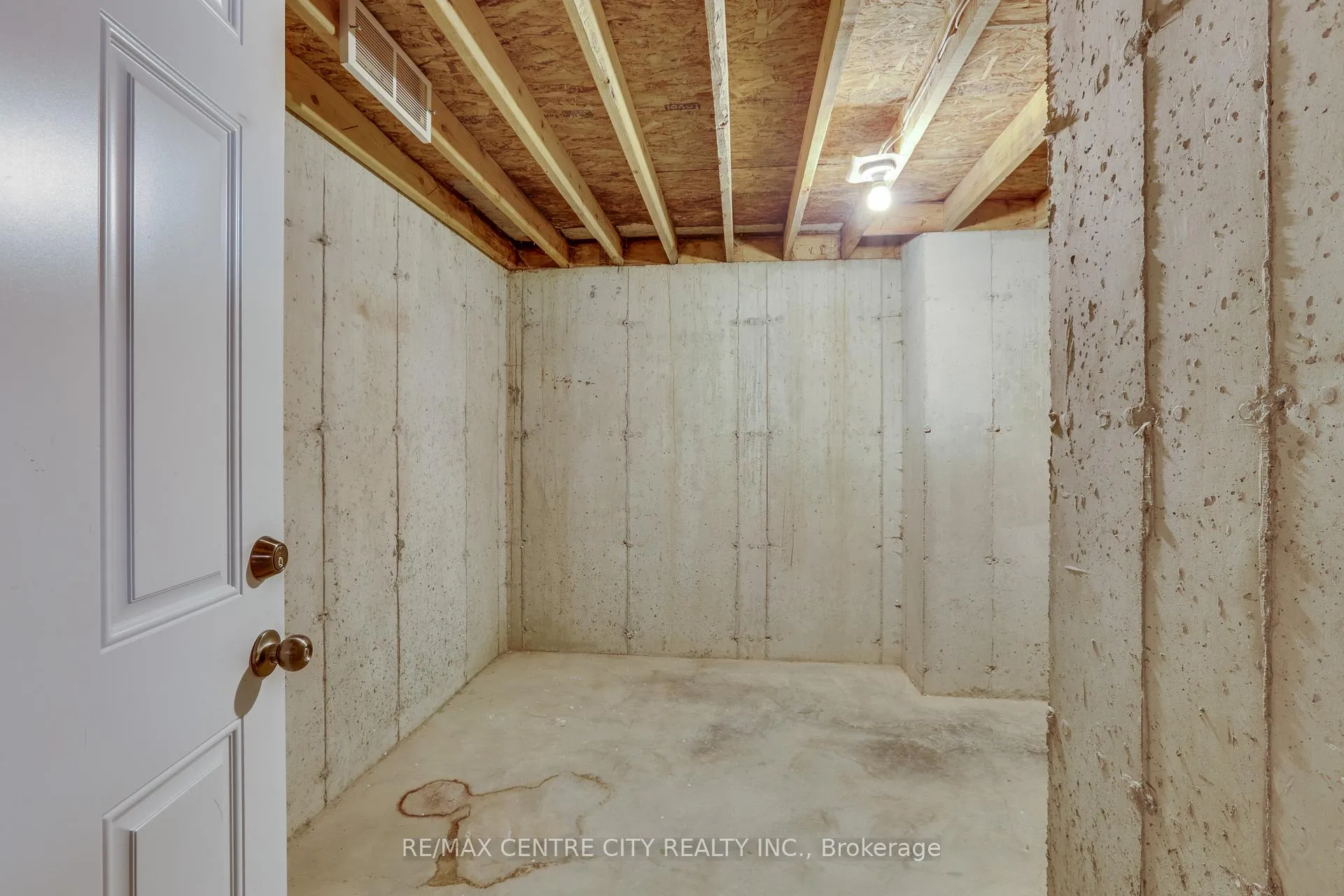 Photo 34 of 51155 Clinton Street, Malahide, Springfield — HOMEH