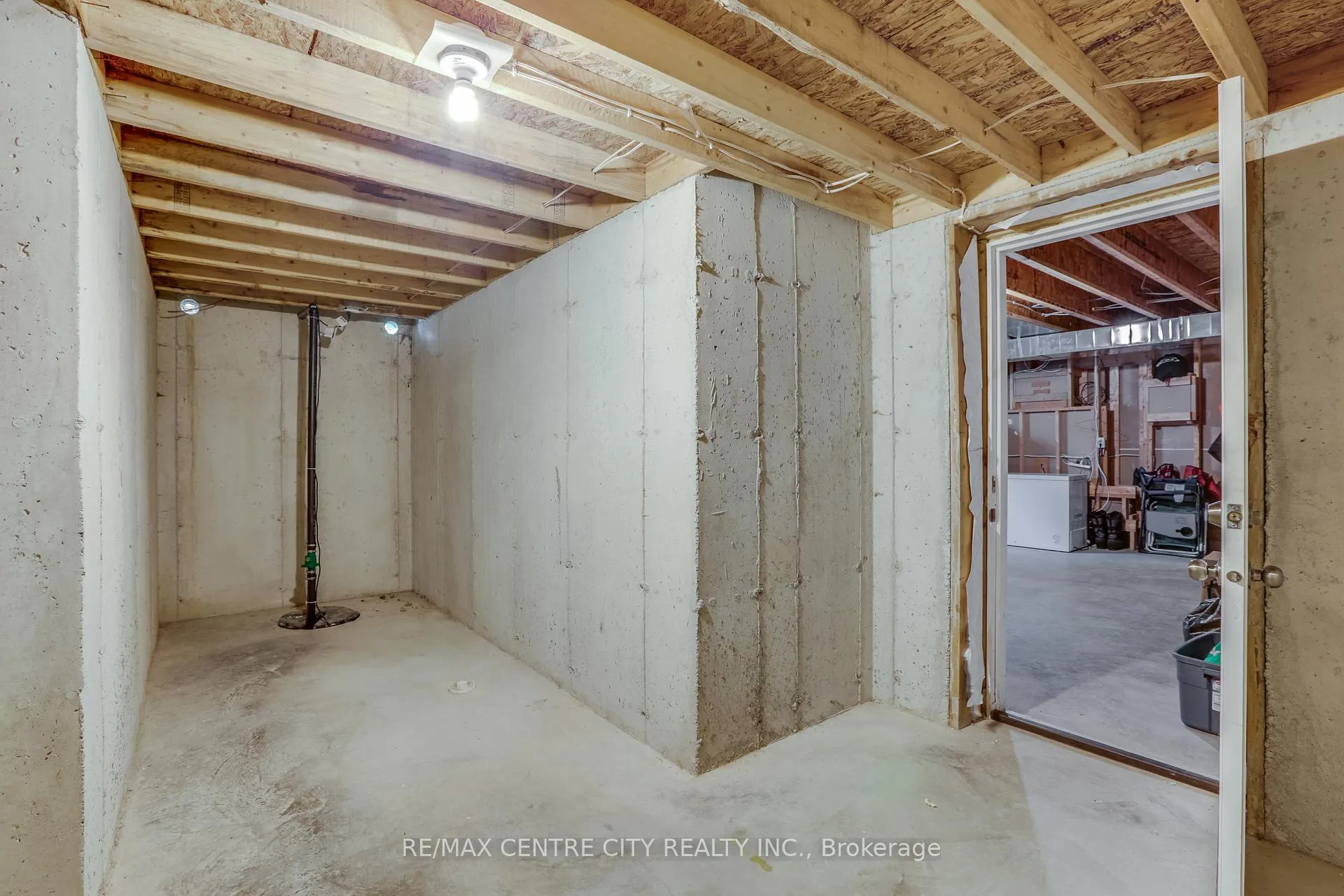 Photo 35 of 51155 Clinton Street, Malahide, Springfield — HOMEH