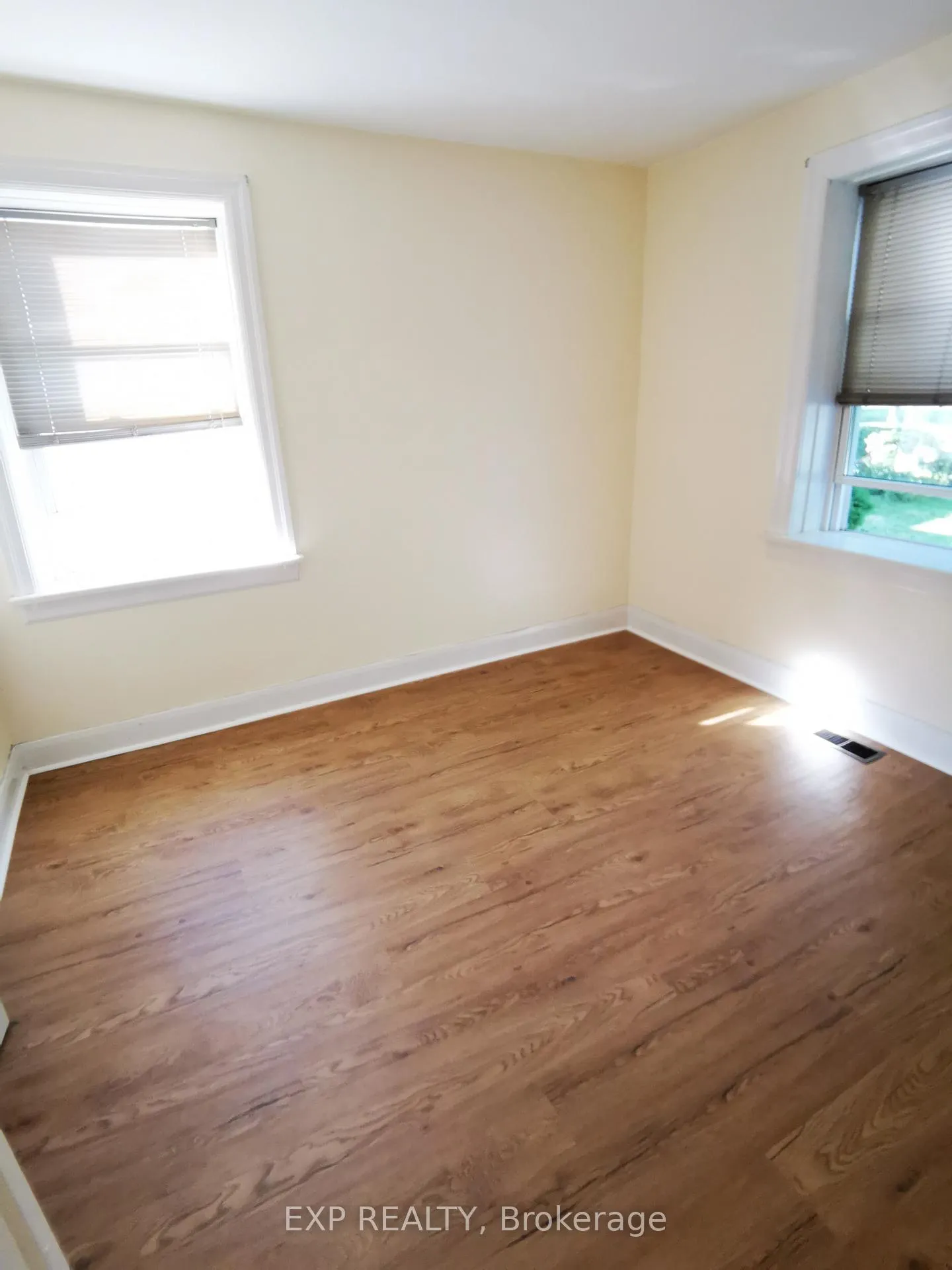 Photo 7 of Unit Upper, 348 Dufferin Avenue, Belleville, Belleville Ward — HOMEH