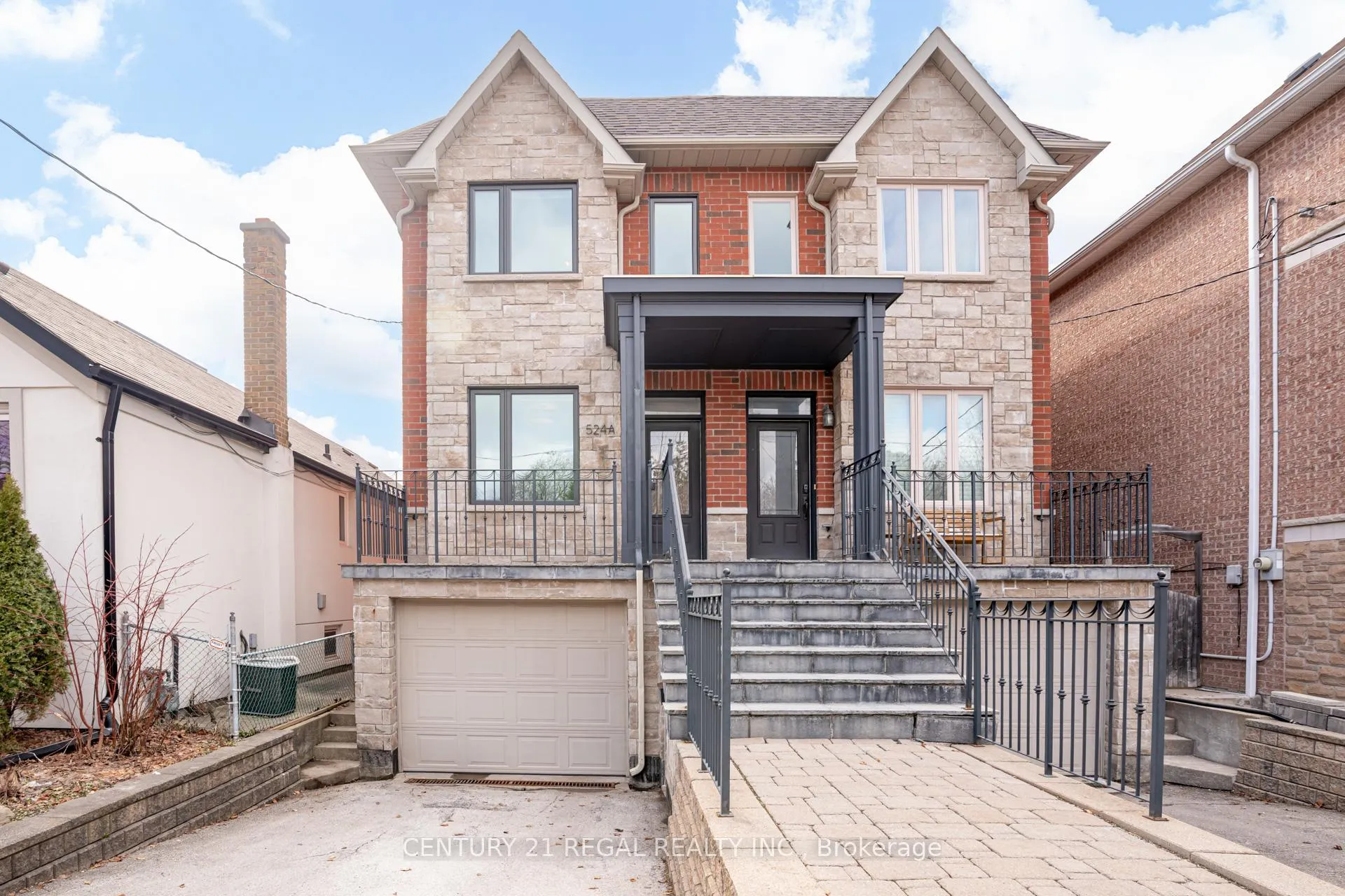 Photo 1 of 524A Mcroberts Avenue, Toronto, Caledonia-Fairbank — HOMEH