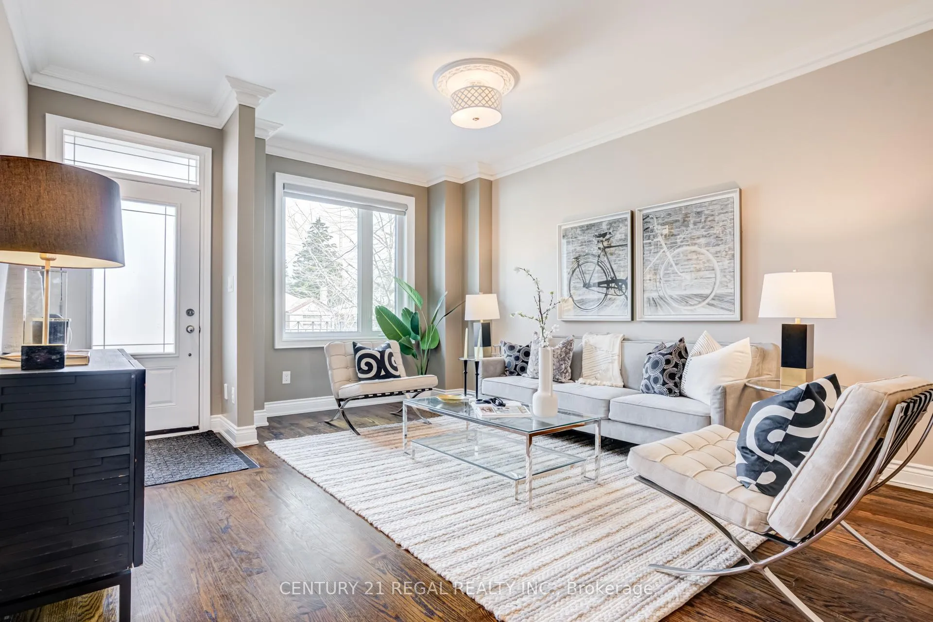 Photo 7 of 524A Mcroberts Avenue, Toronto, Caledonia-Fairbank — HOMEH
